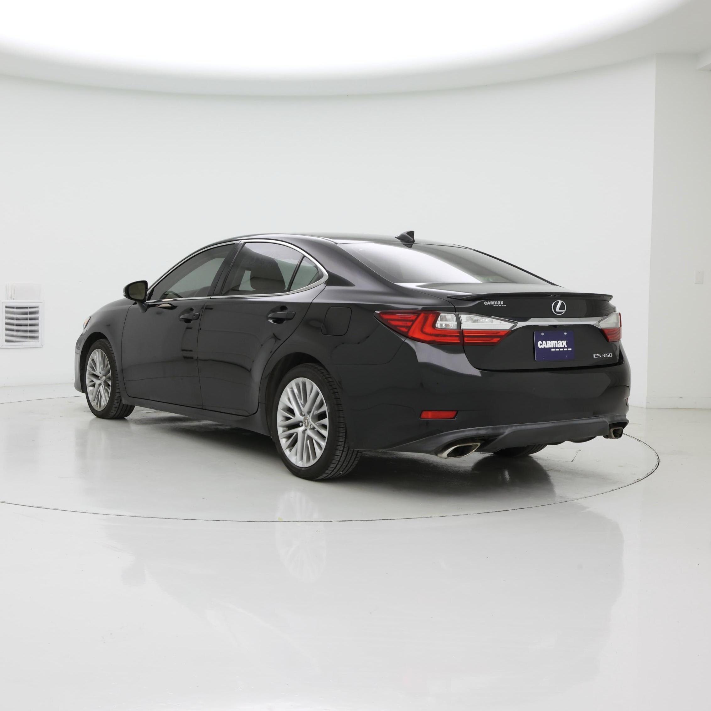 Thumbnail: 2016 Lexus ES - 2