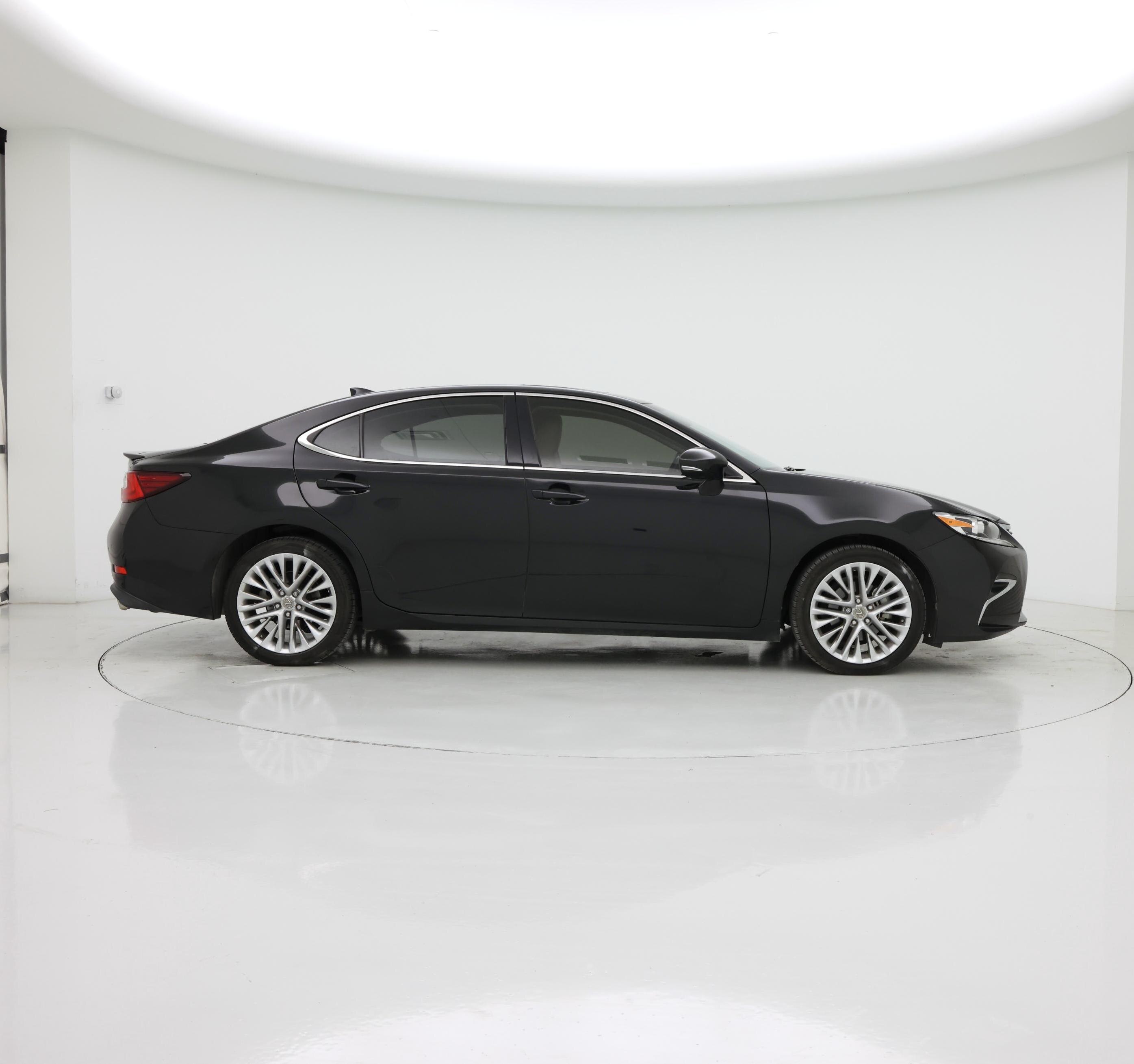 Thumbnail: 2016 Lexus ES - 7