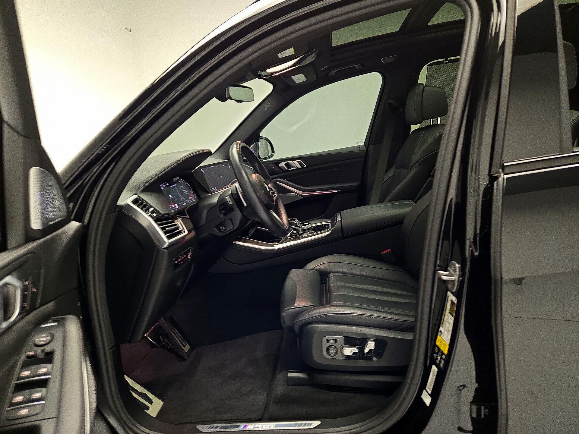 Thumbnail: 2021 BMW X5 - 11