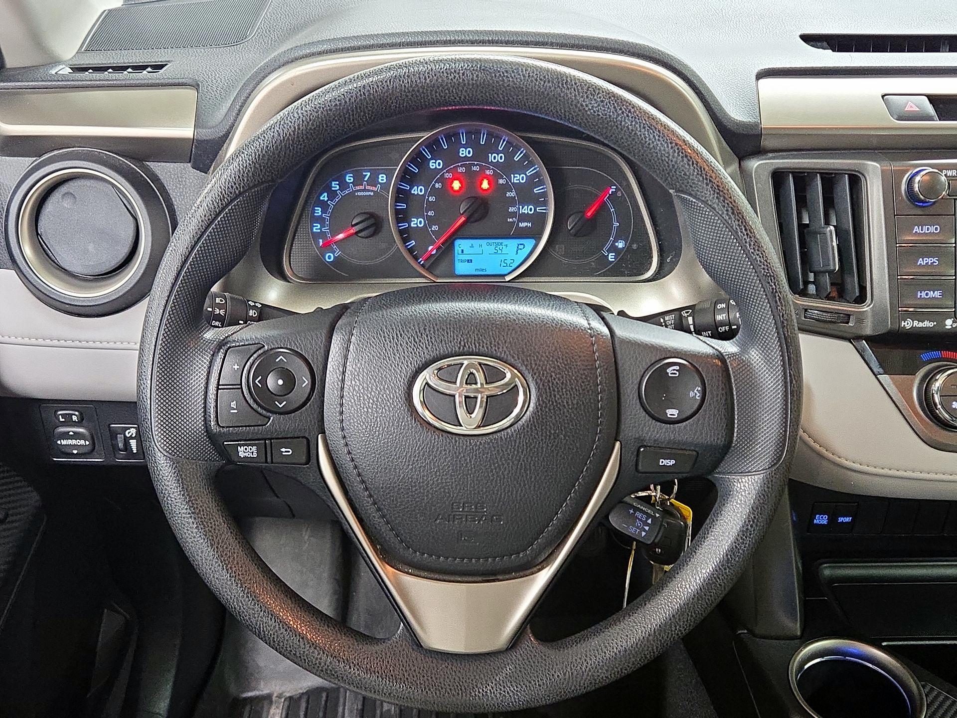 Thumbnail: 2014 Toyota RAV4 - 10