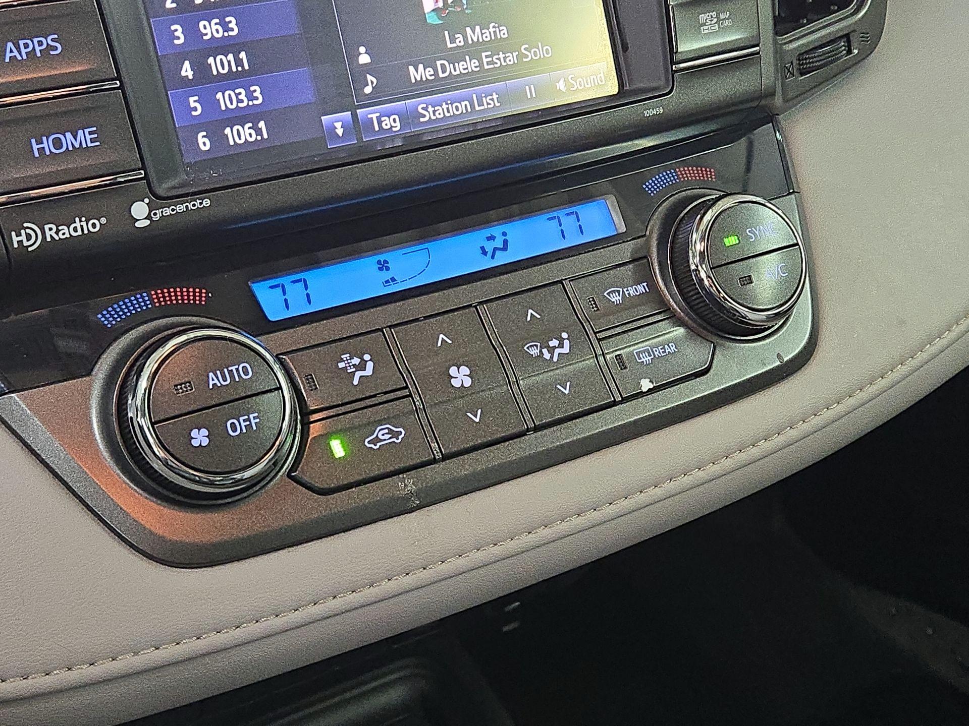 Thumbnail: 2014 Toyota RAV4 - 16