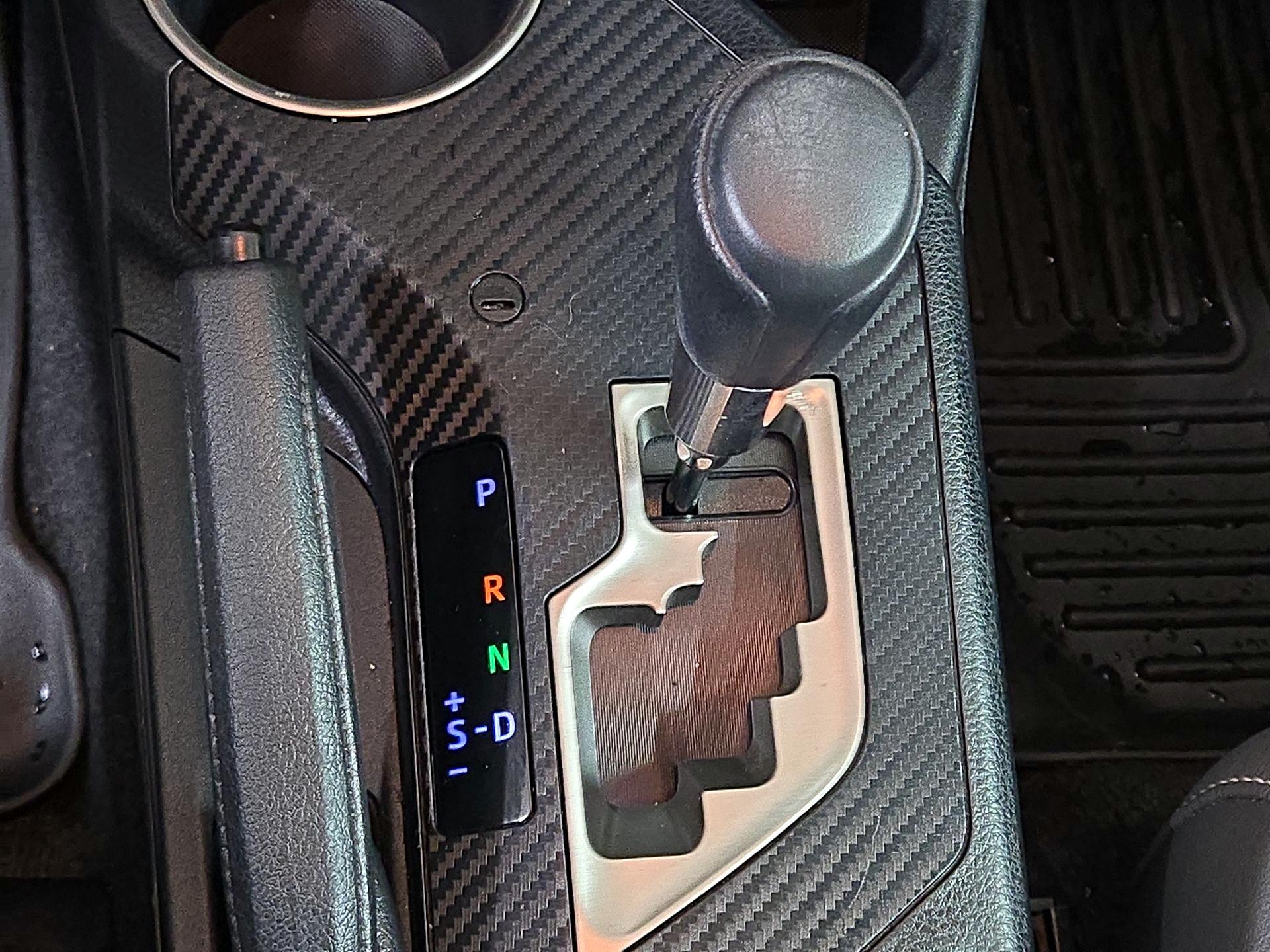 Thumbnail: 2014 Toyota RAV4 - 17