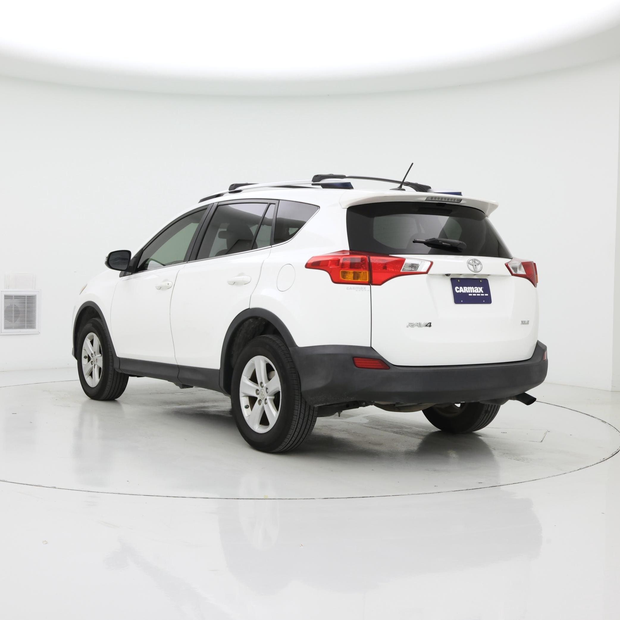 Thumbnail: 2014 Toyota RAV4 - 2