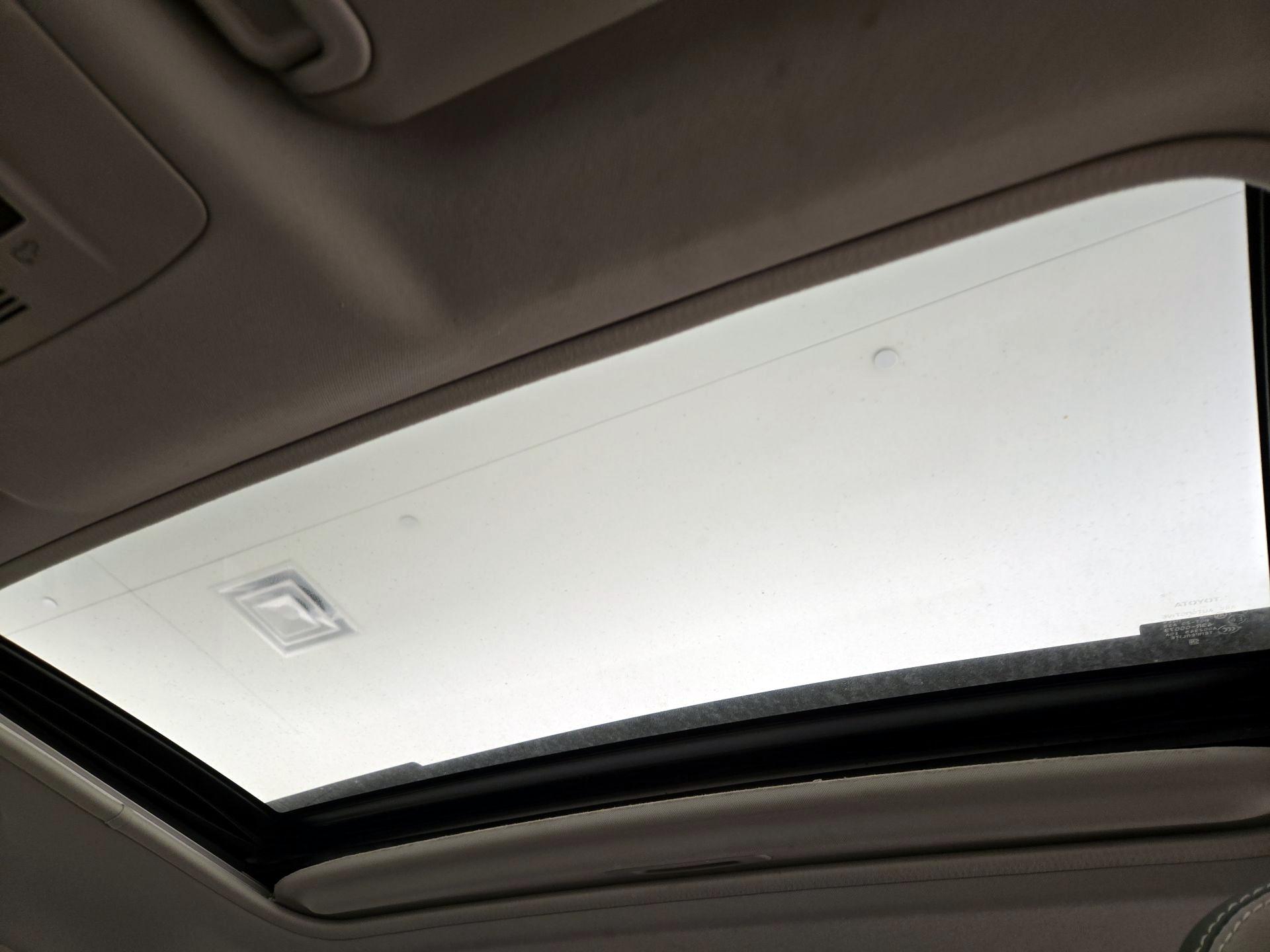 Thumbnail: 2014 Toyota RAV4 - 19