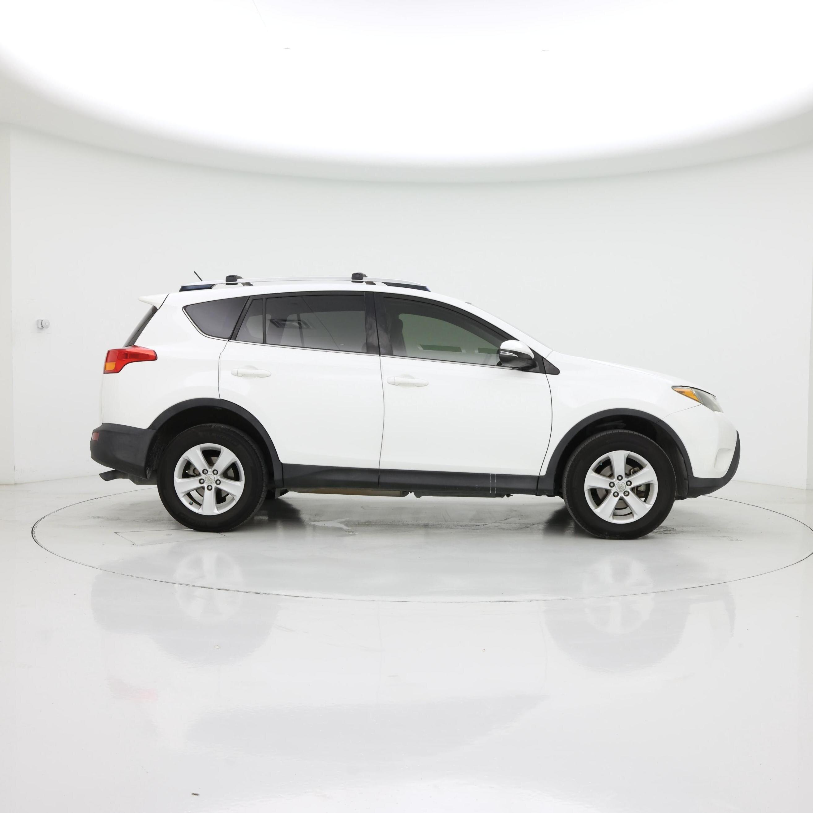 Thumbnail: 2014 Toyota RAV4 - 7