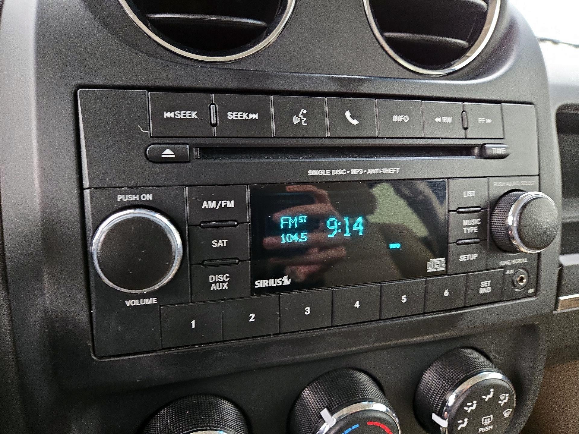 Thumbnail: 2015 Jeep Patriot - 13