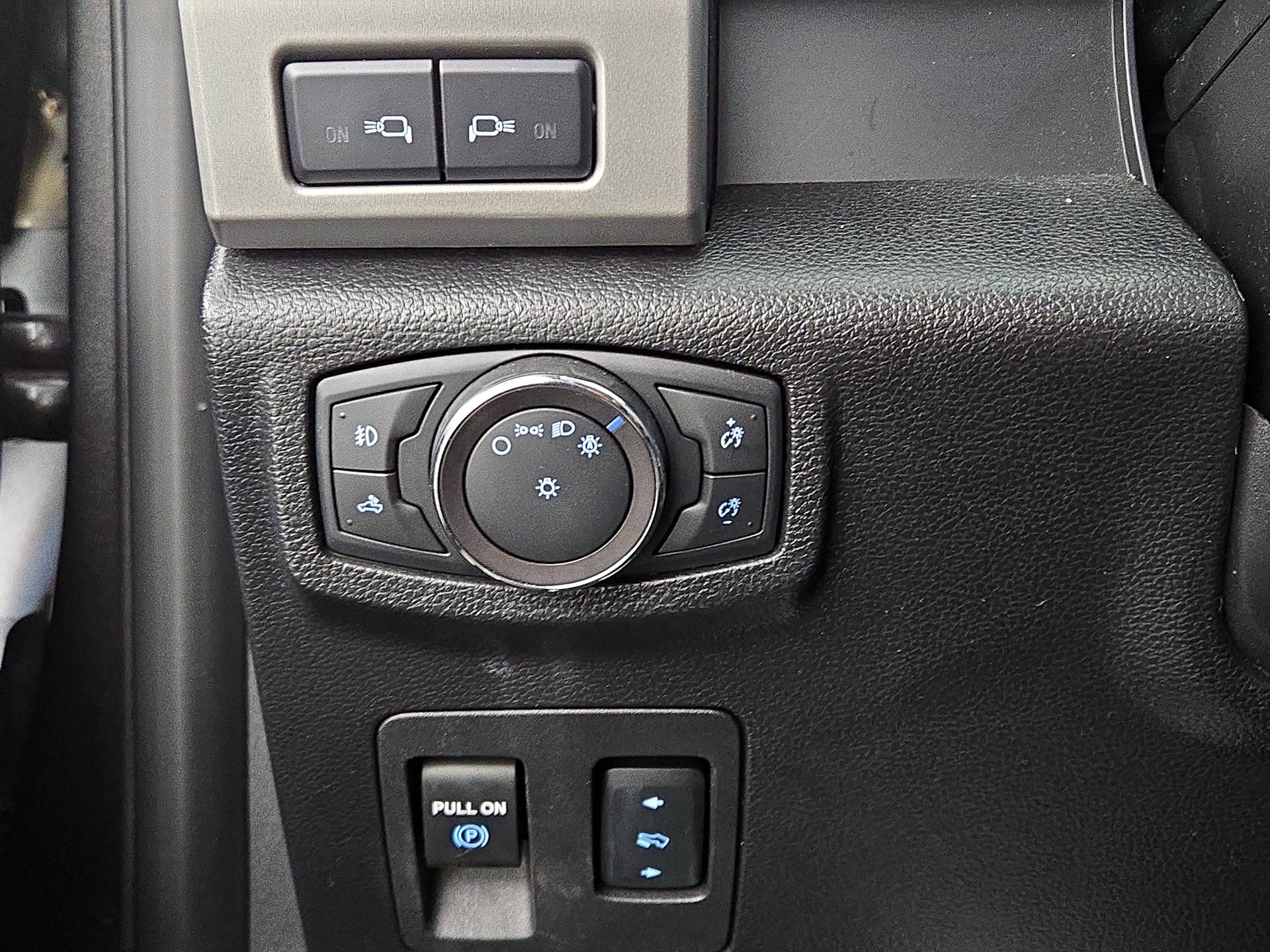 Thumbnail: 2018 Ford F-150 - 13