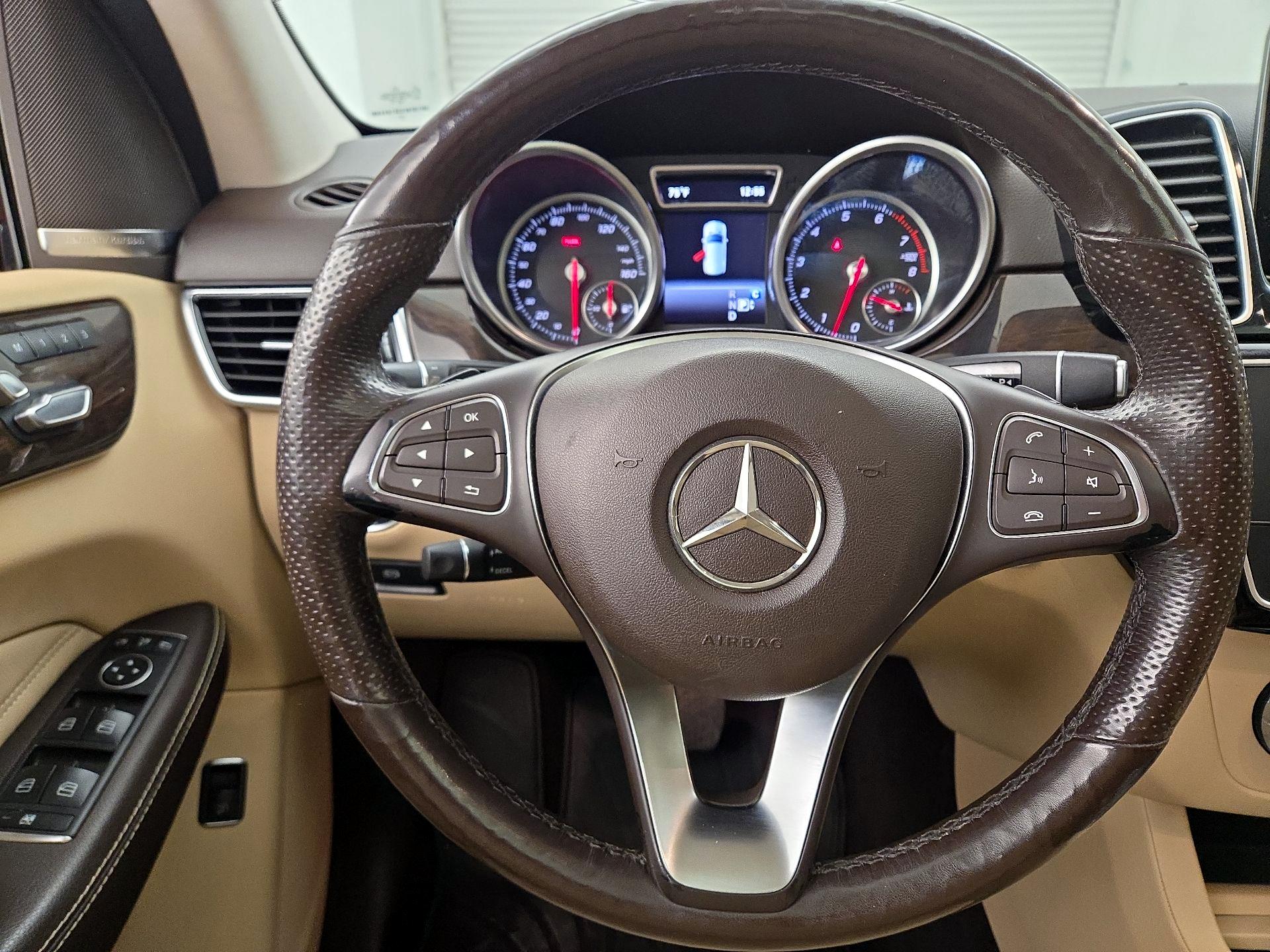 Thumbnail: 2018 Mercedes-Benz GLE - 10