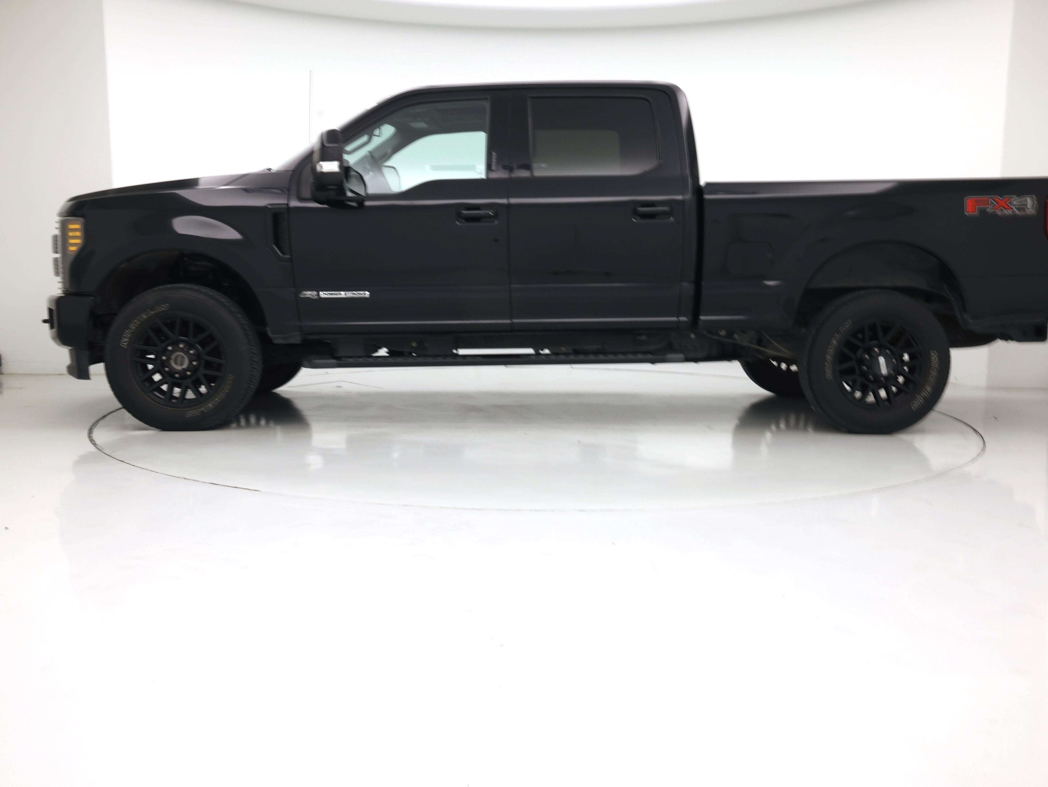 Thumbnail: 2019 Ford F-250 - 3