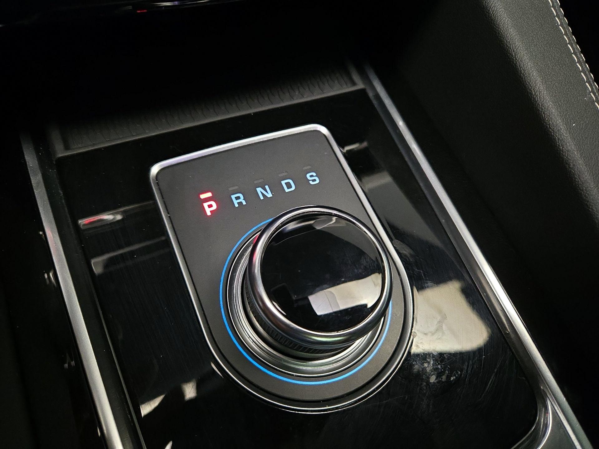 Thumbnail: 2020 Jaguar F-Pace - 18