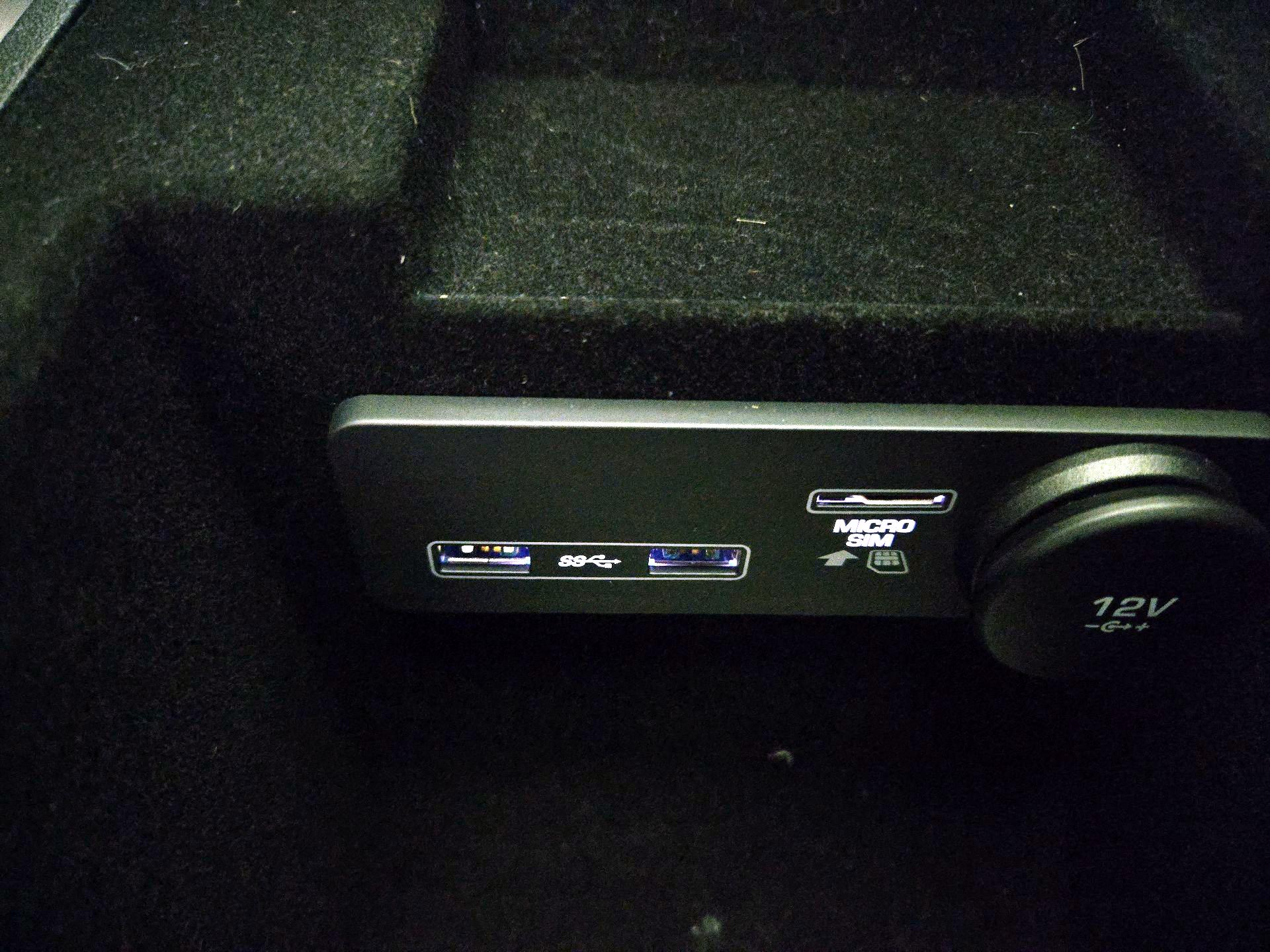 Thumbnail: 2020 Jaguar F-Pace - 19