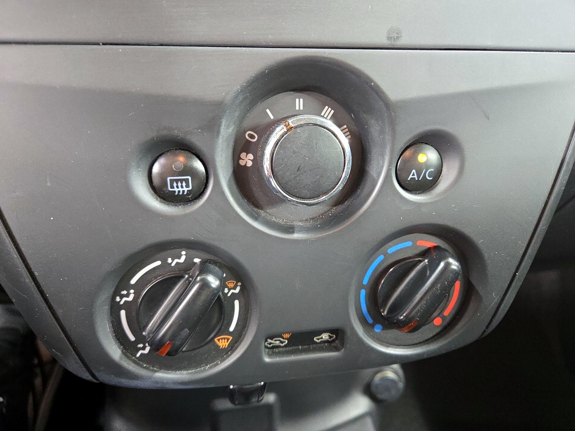 Thumbnail: 2017 Nissan Versa - 15