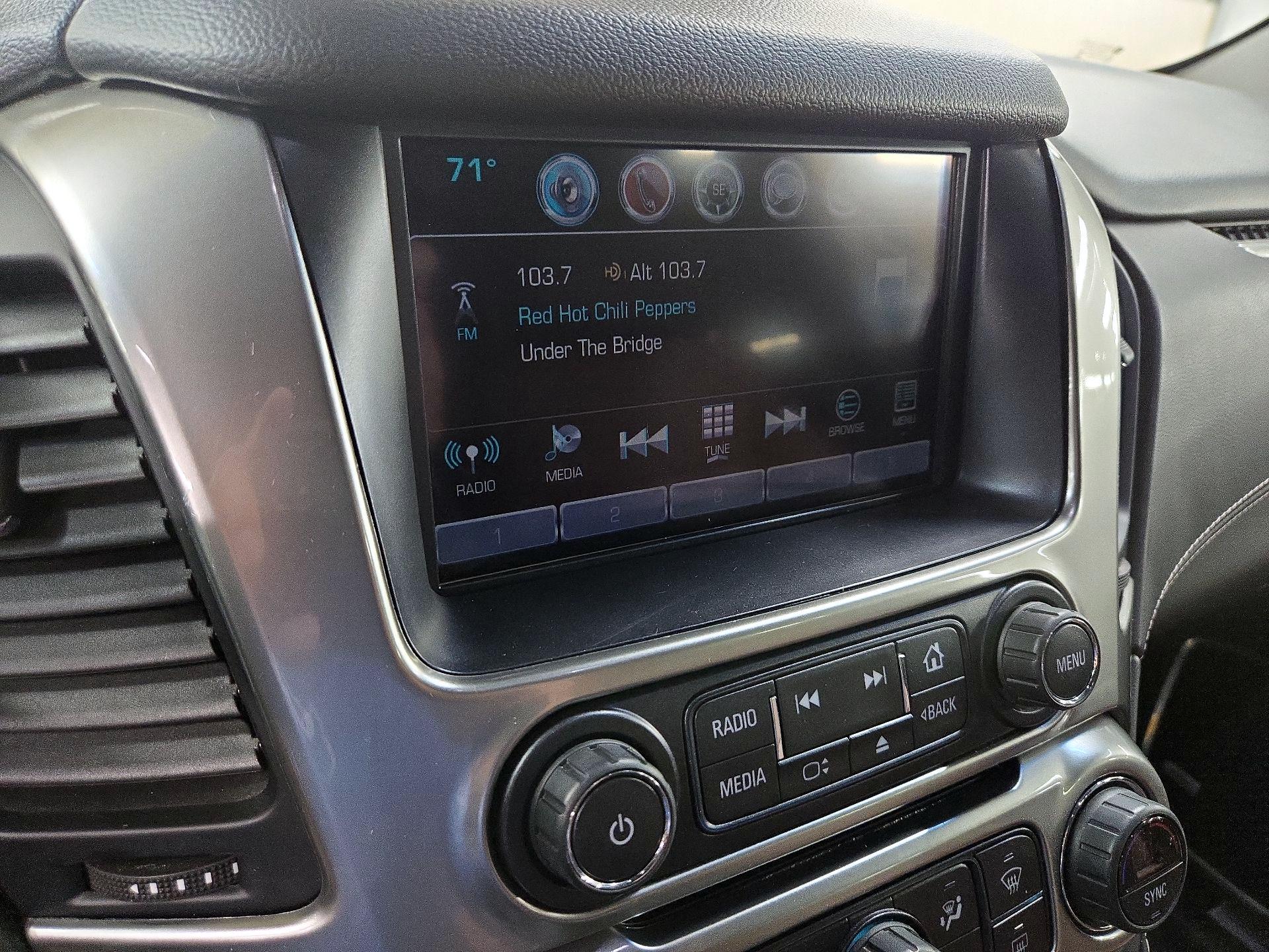 Thumbnail: 2019 Chevrolet Tahoe - 16