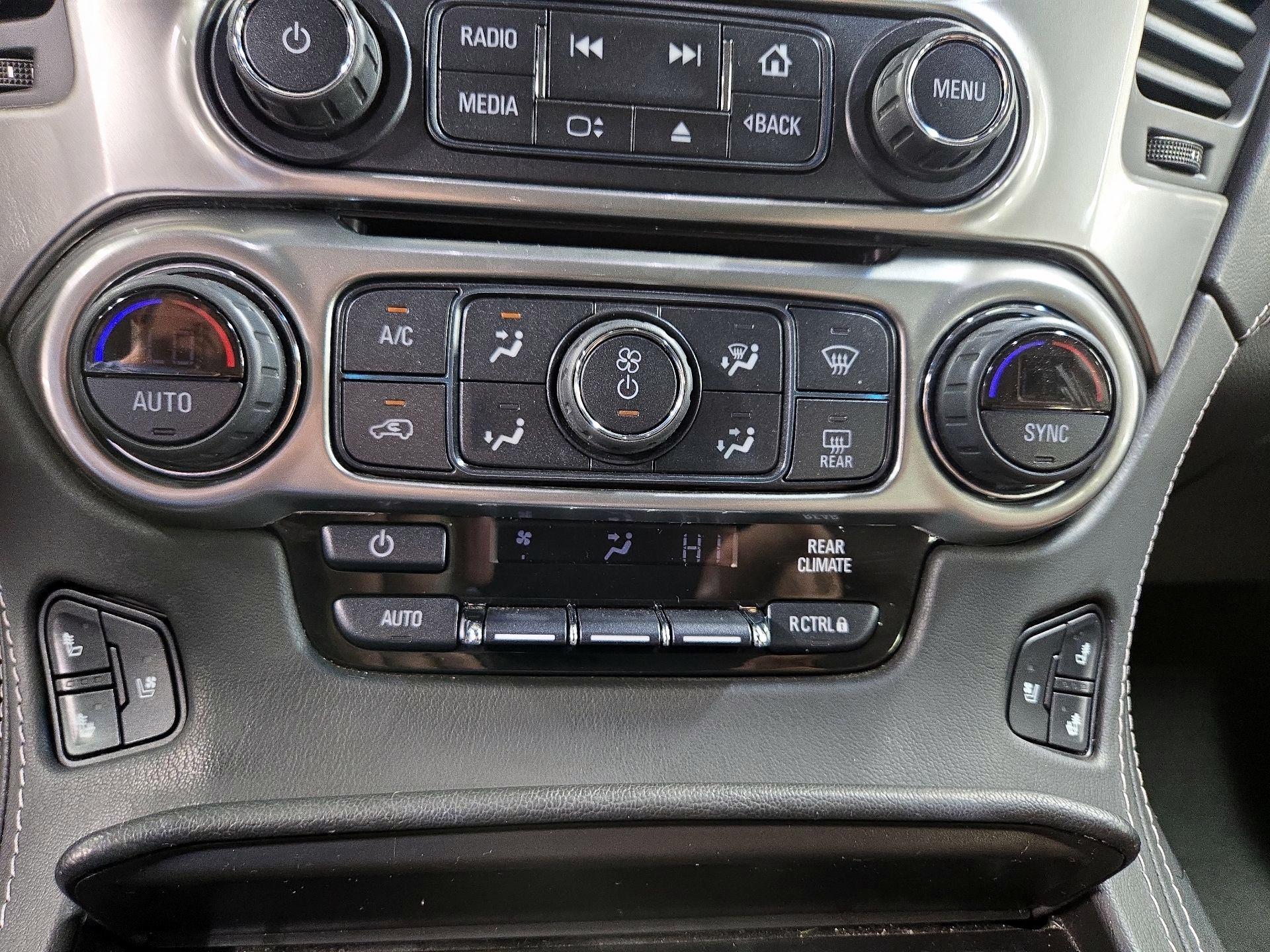 Thumbnail: 2019 Chevrolet Tahoe - 17