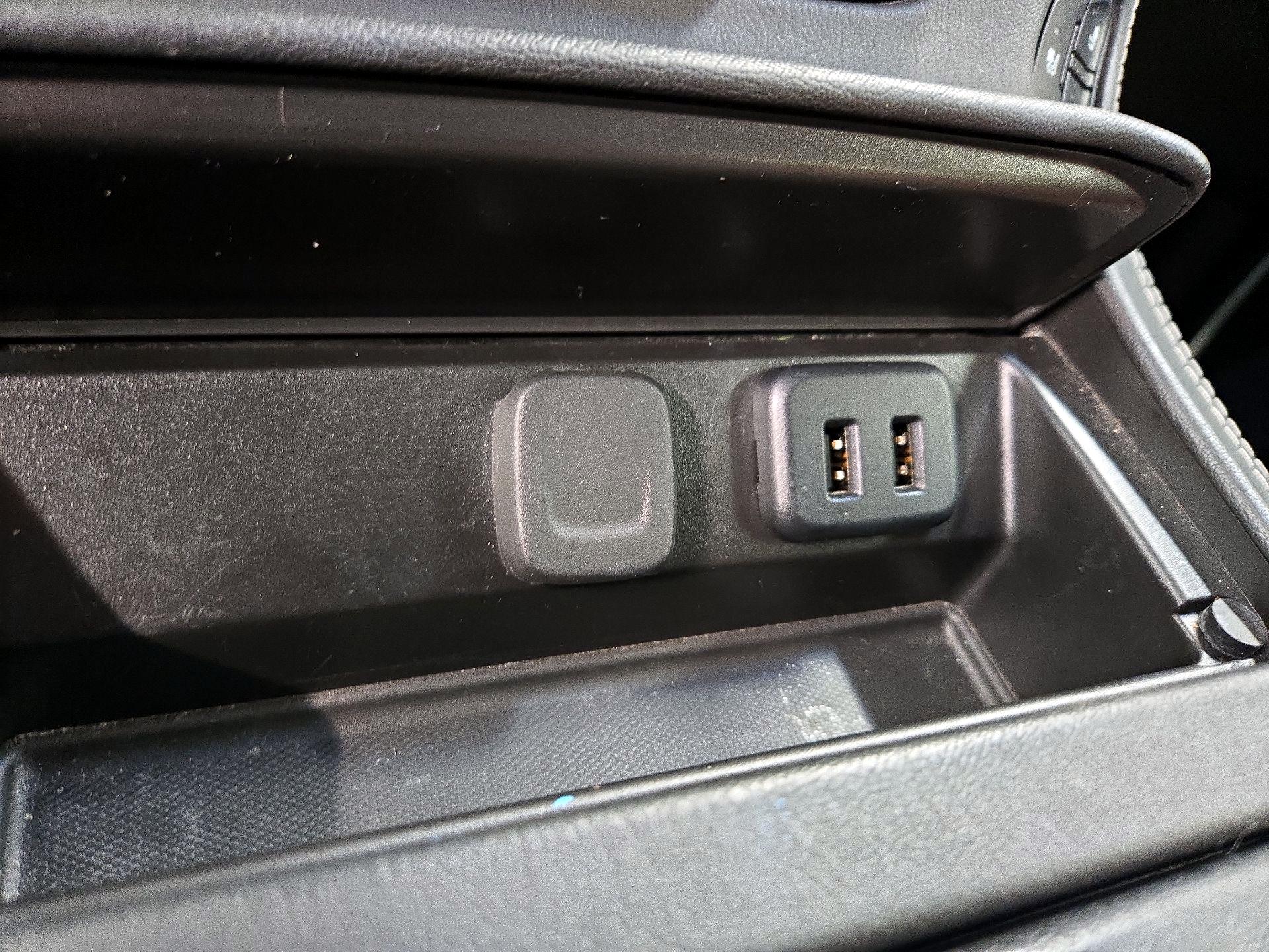 Thumbnail: 2019 Chevrolet Tahoe - 19