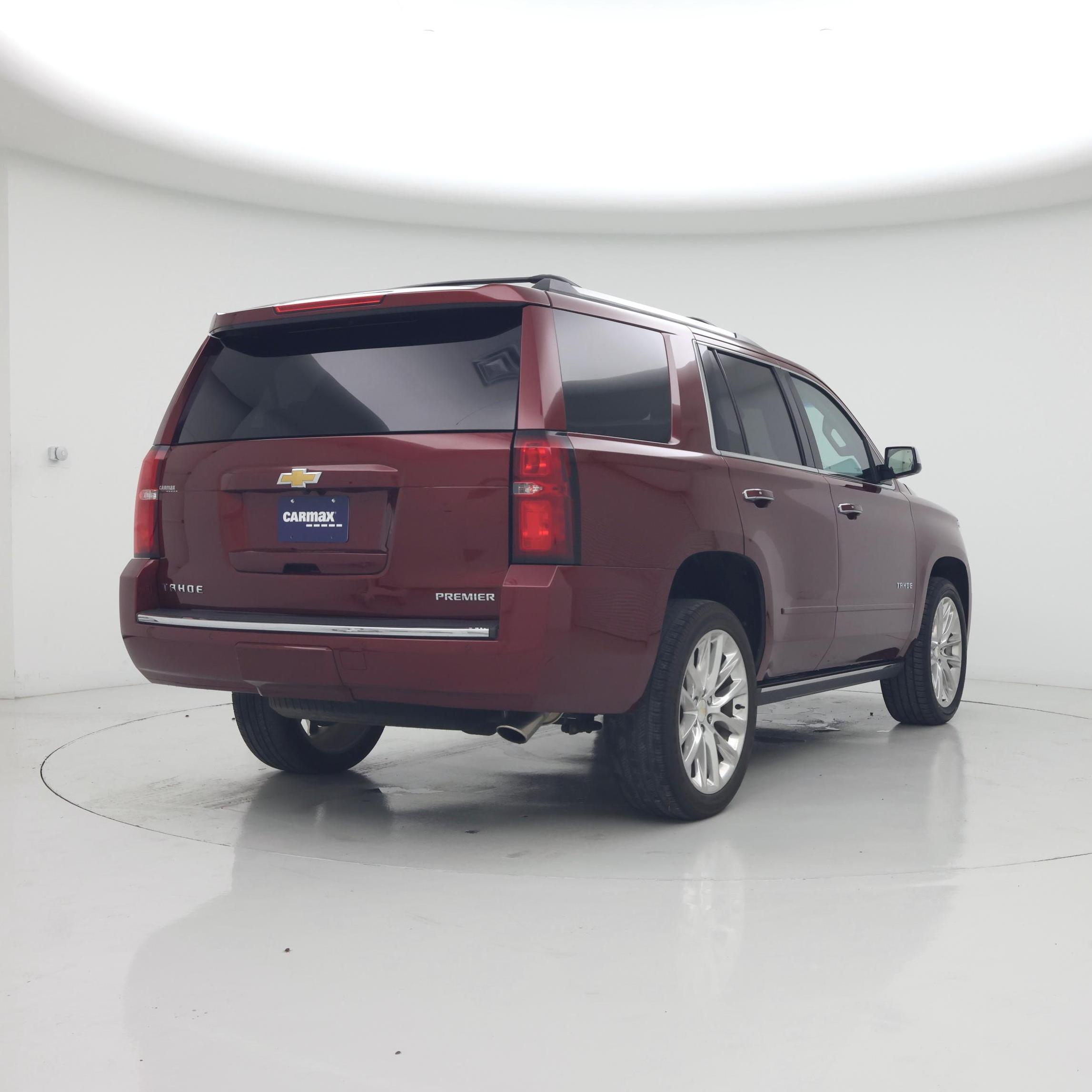 Thumbnail: 2019 Chevrolet Tahoe - 8