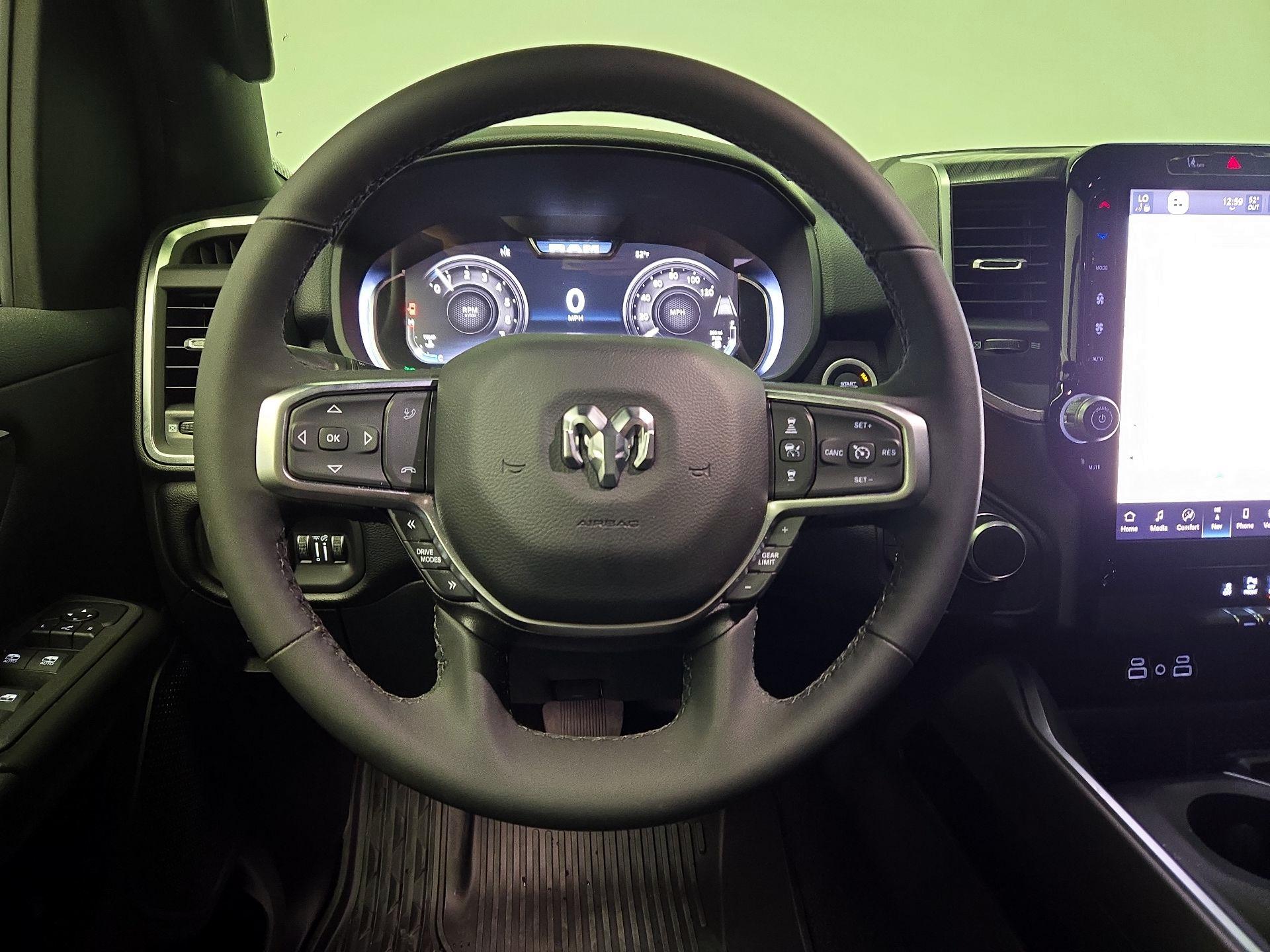 Thumbnail: 2025 RAM 1500 - 10