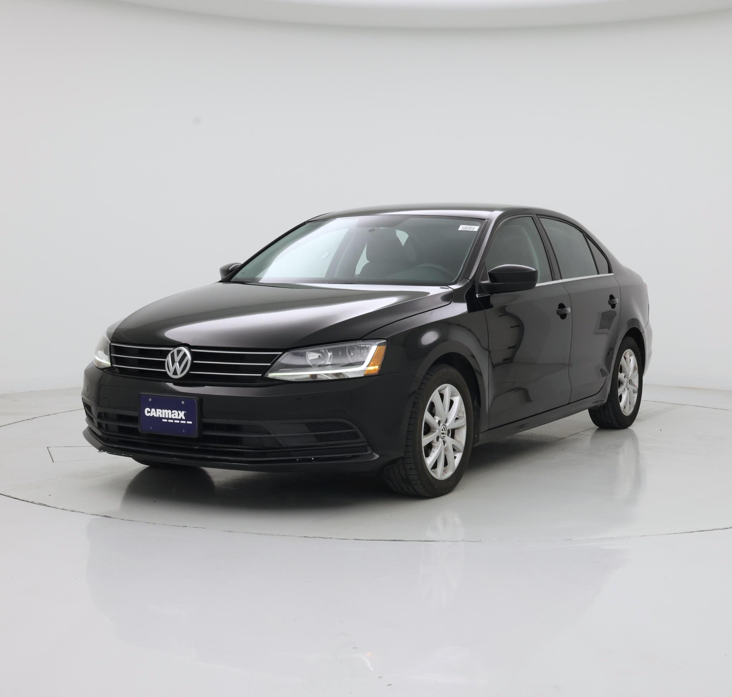 Thumbnail: 2017 Volkswagen Jetta - 4