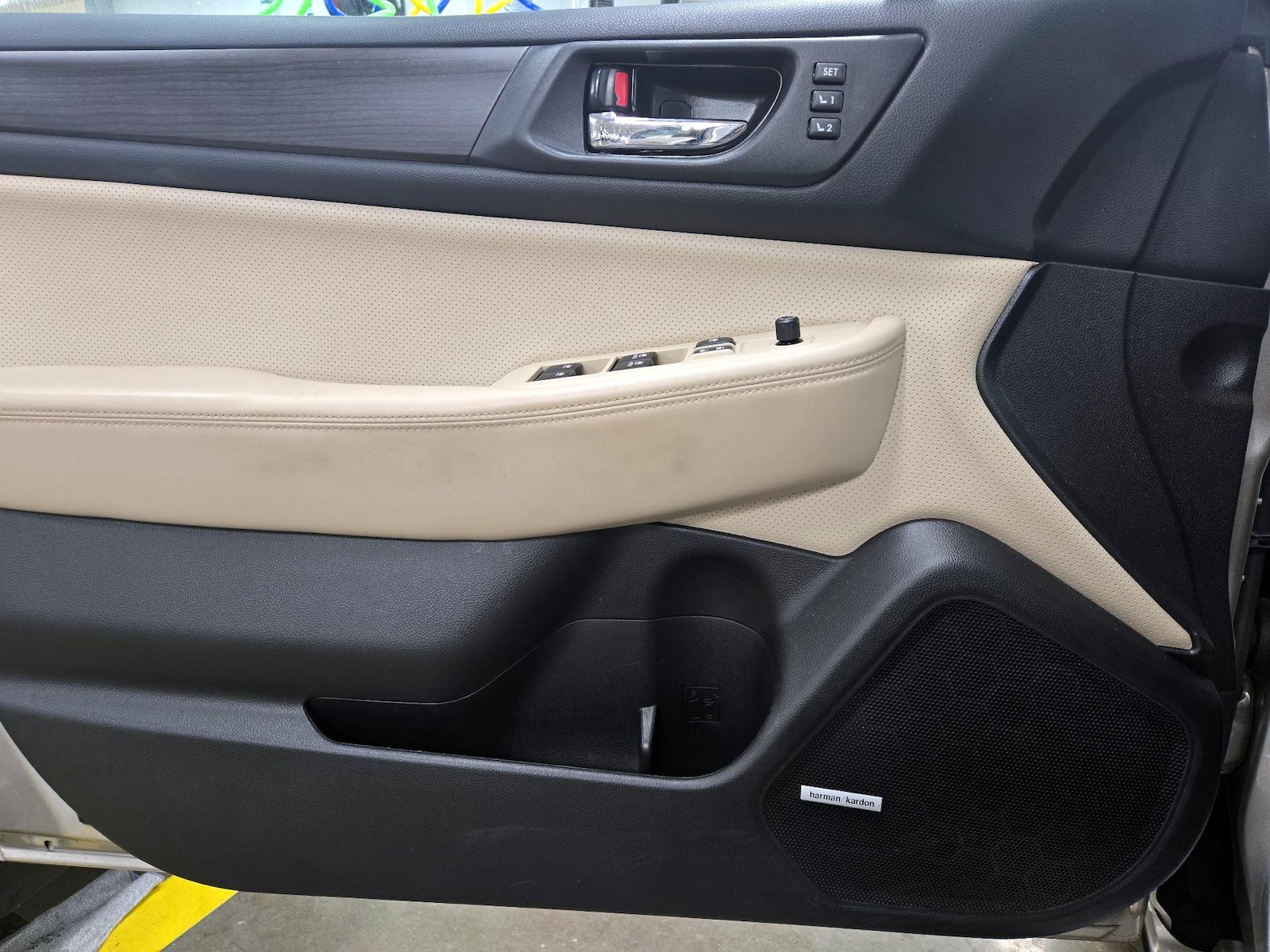 2017 Subaru Legacy Limited - Photo 13