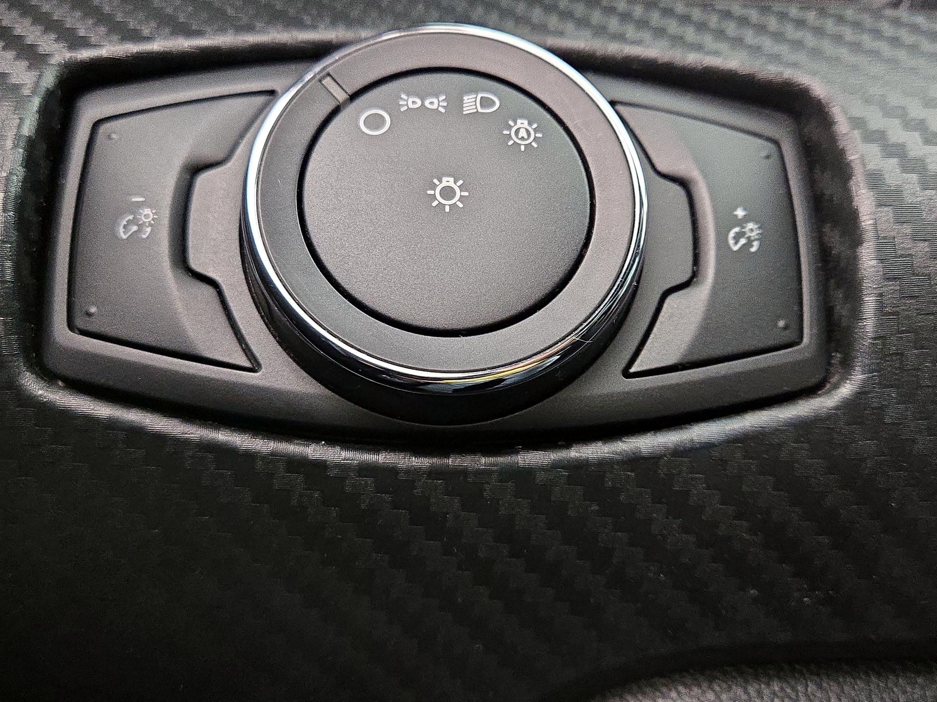 Thumbnail: 2015 Ford Mustang - 13