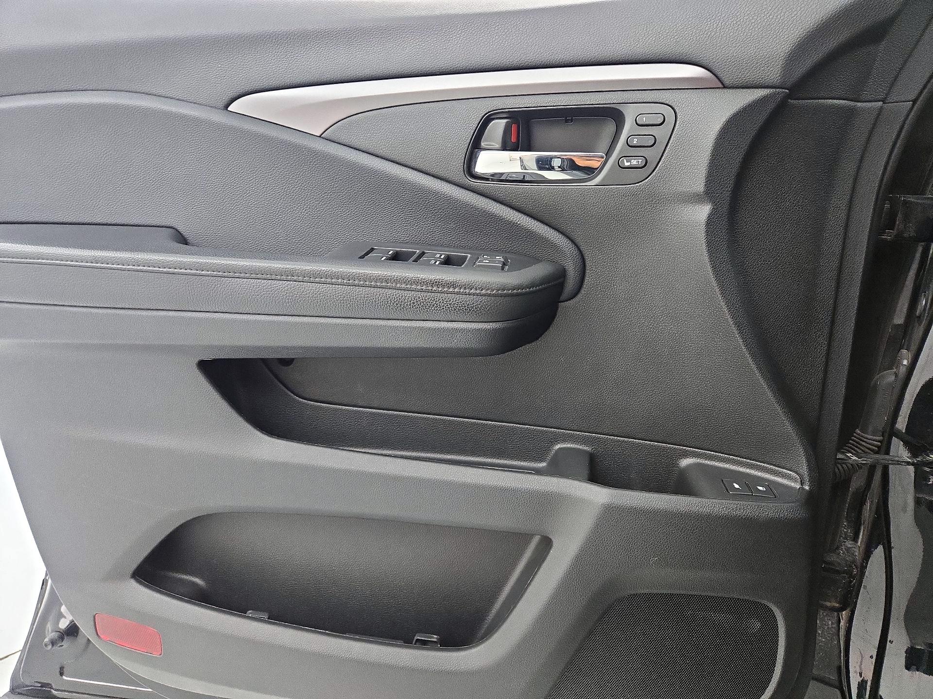 Thumbnail: 2022 Honda Pilot - 12