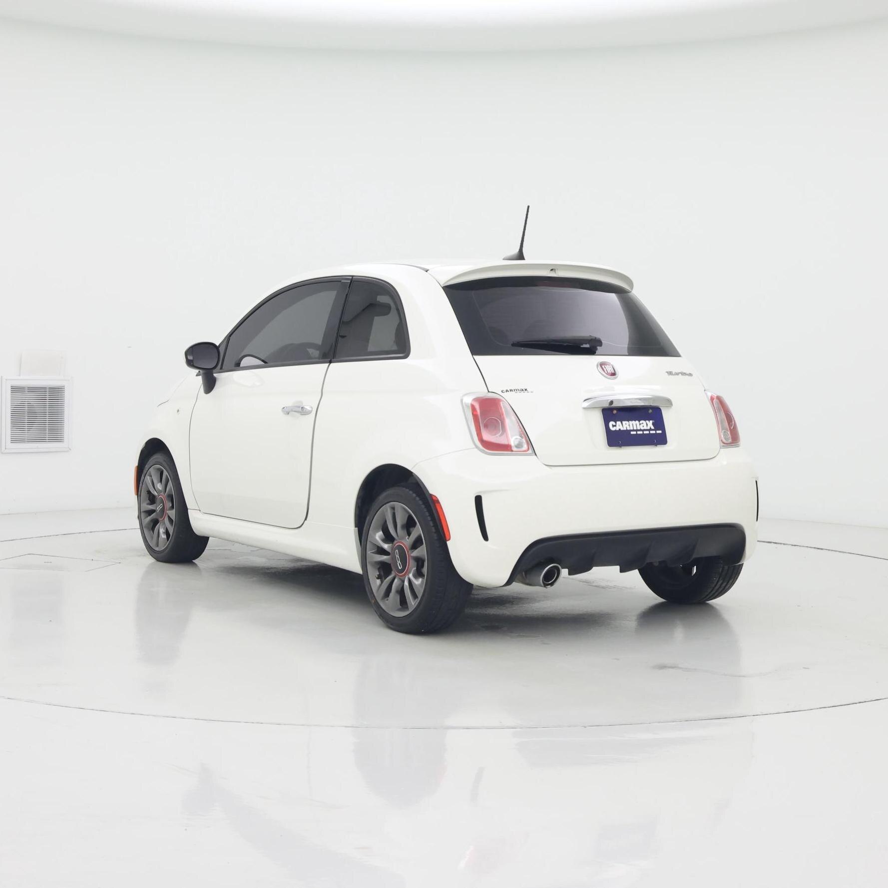 Thumbnail: 2018 Fiat 500 - 2