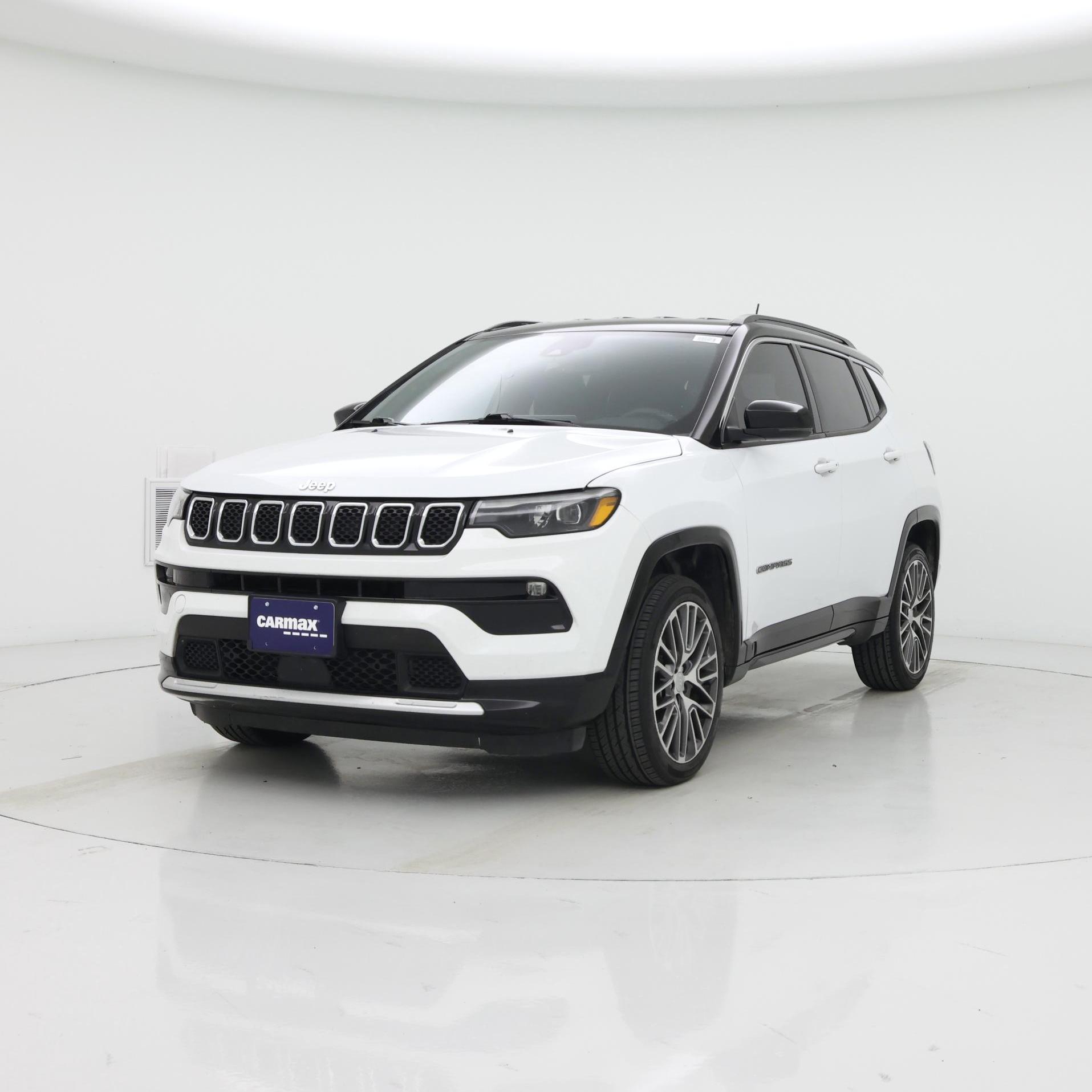 Thumbnail: 2023 Jeep Compass - 4
