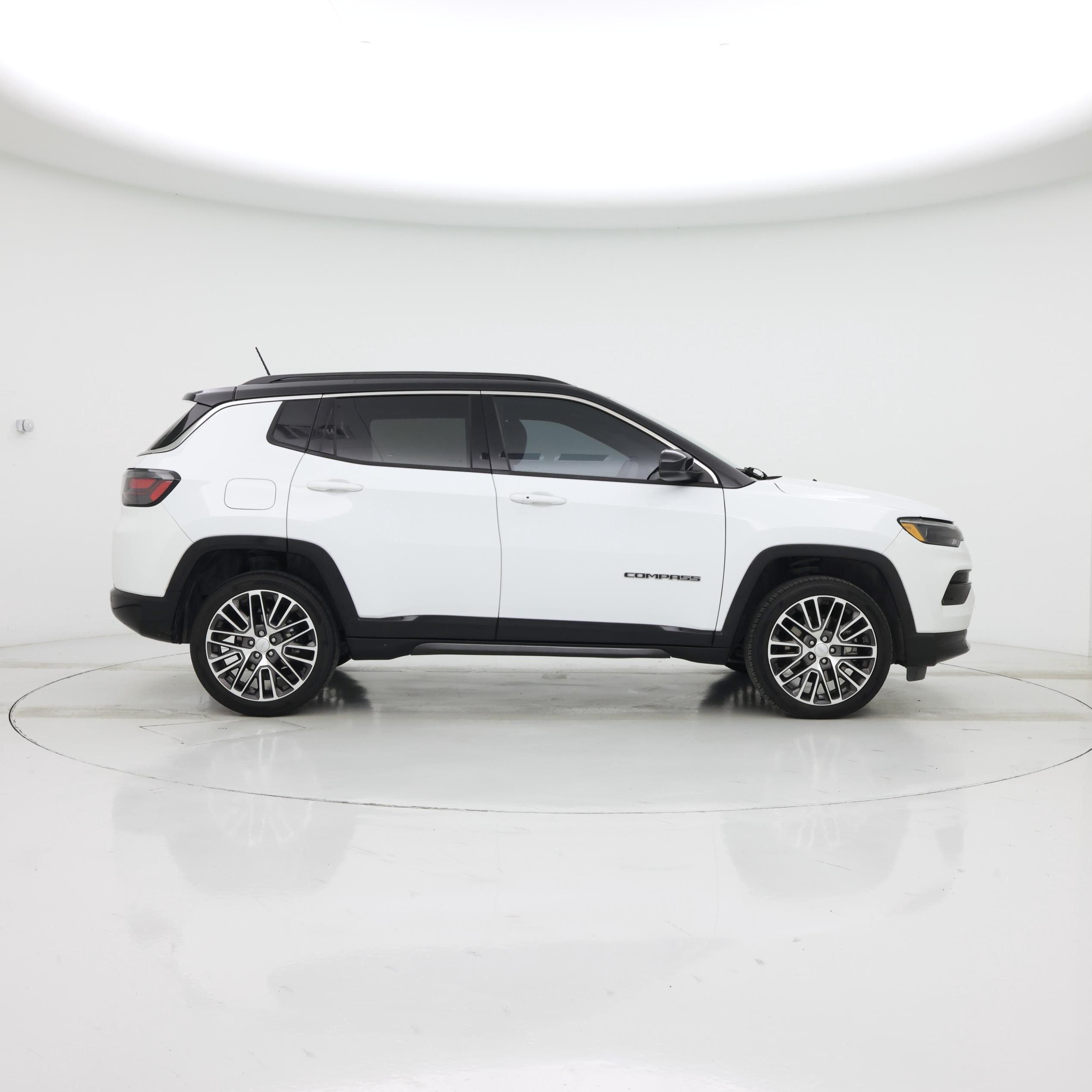 Thumbnail: 2023 Jeep Compass - 7