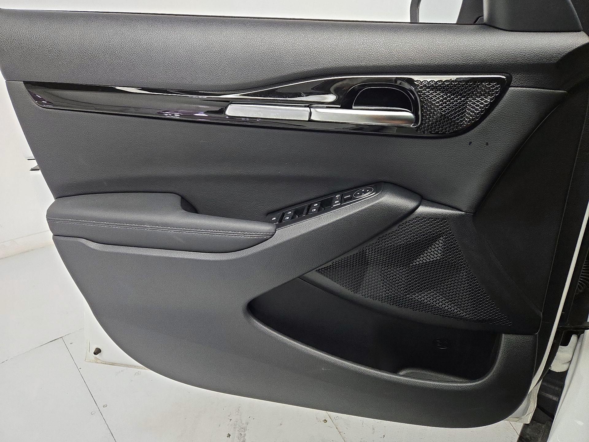 Thumbnail: 2024 Kia Seltos - 12