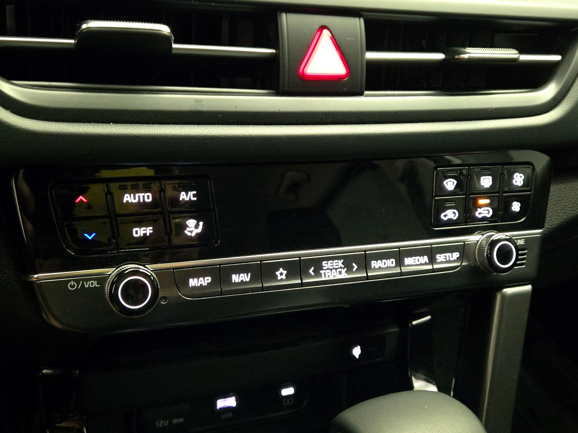 Thumbnail: 2024 Kia Seltos - 17