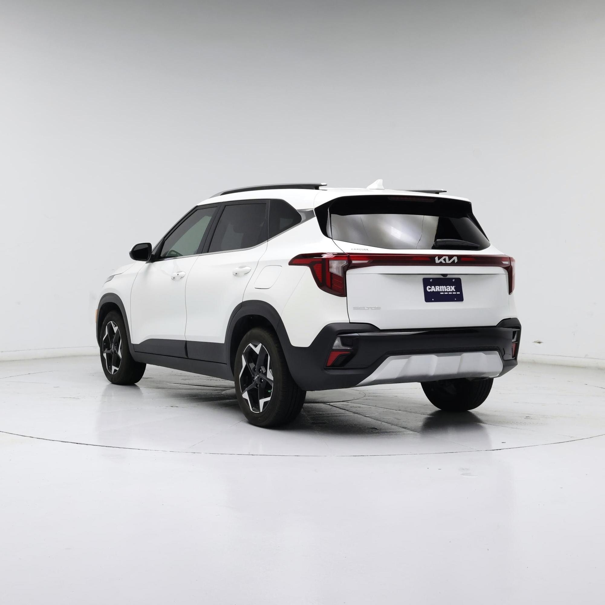 Thumbnail: 2024 Kia Seltos - 2