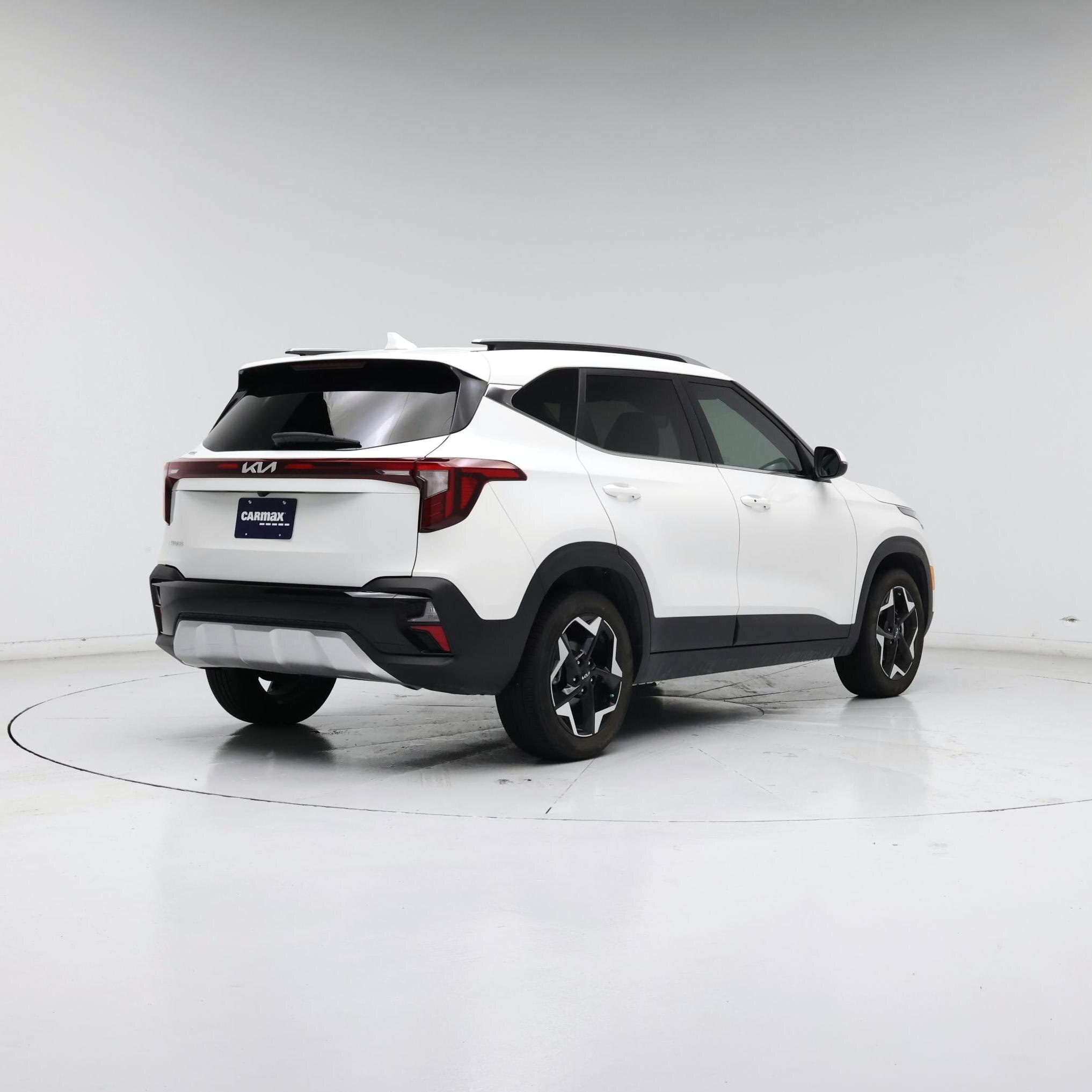 Thumbnail: 2024 Kia Seltos - 8