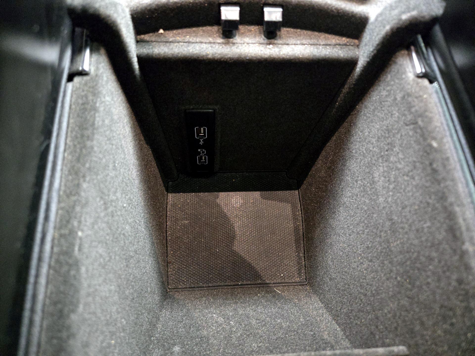 Thumbnail: 2018 Mercedes-Benz GLE - 19