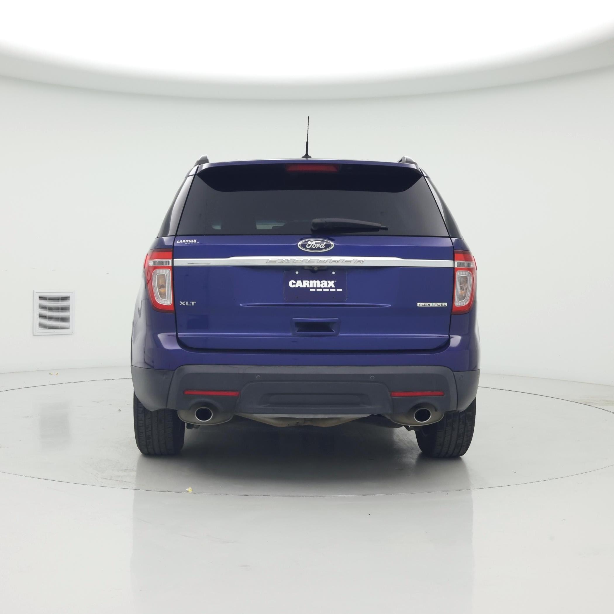 Thumbnail: 2015 Ford Explorer - 6