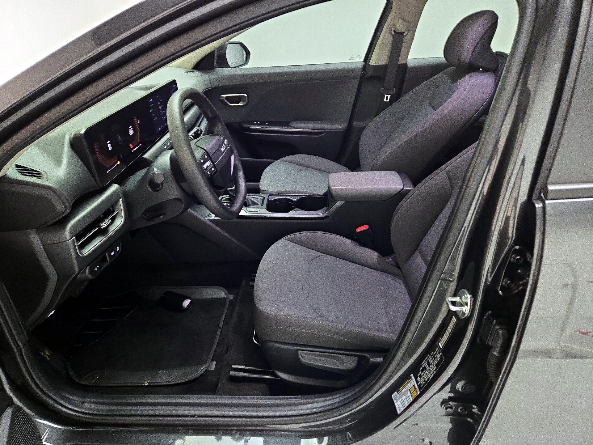 Thumbnail: 2025 Kia K4 - 11