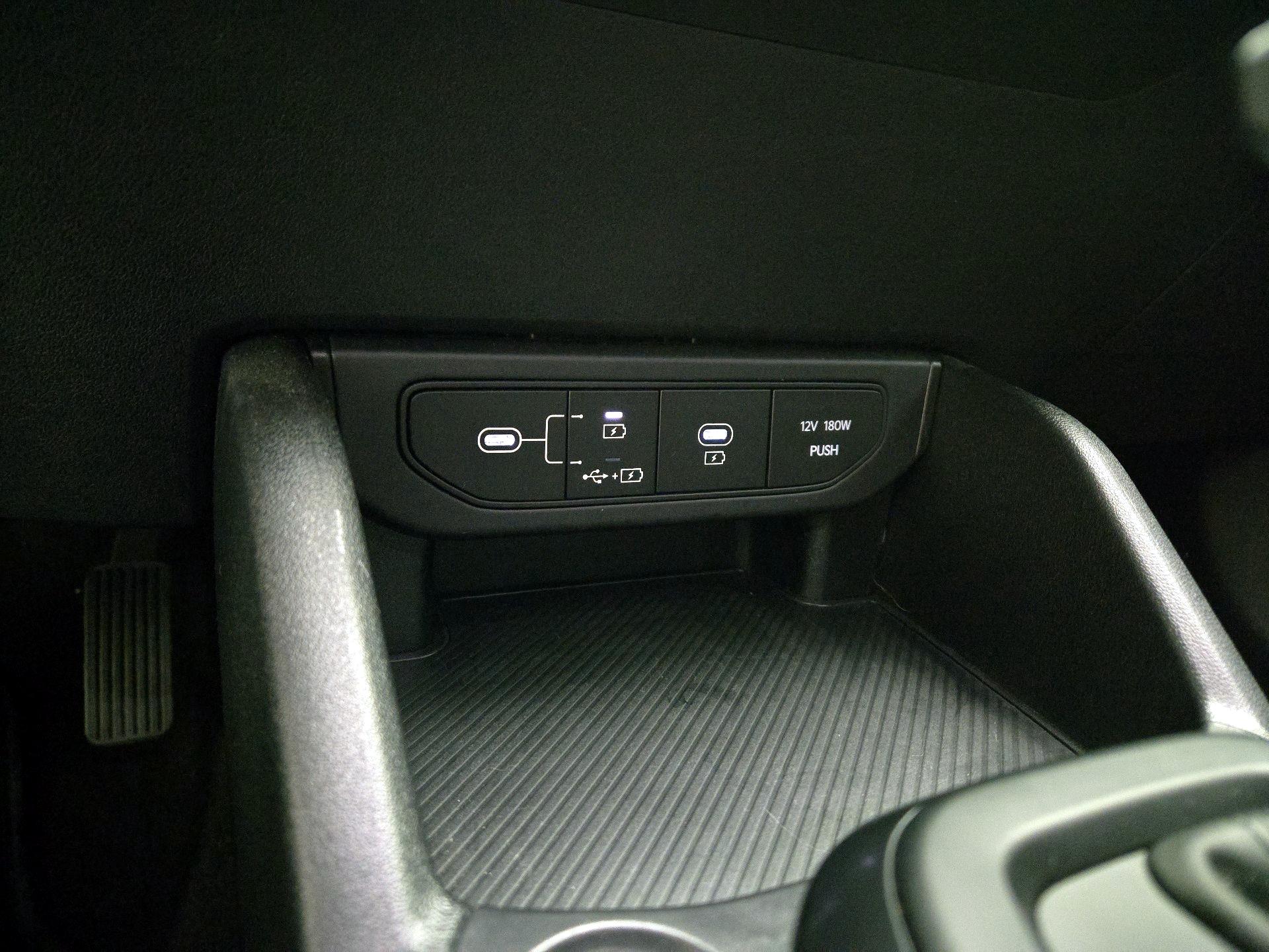 Thumbnail: 2025 Kia K4 - 18