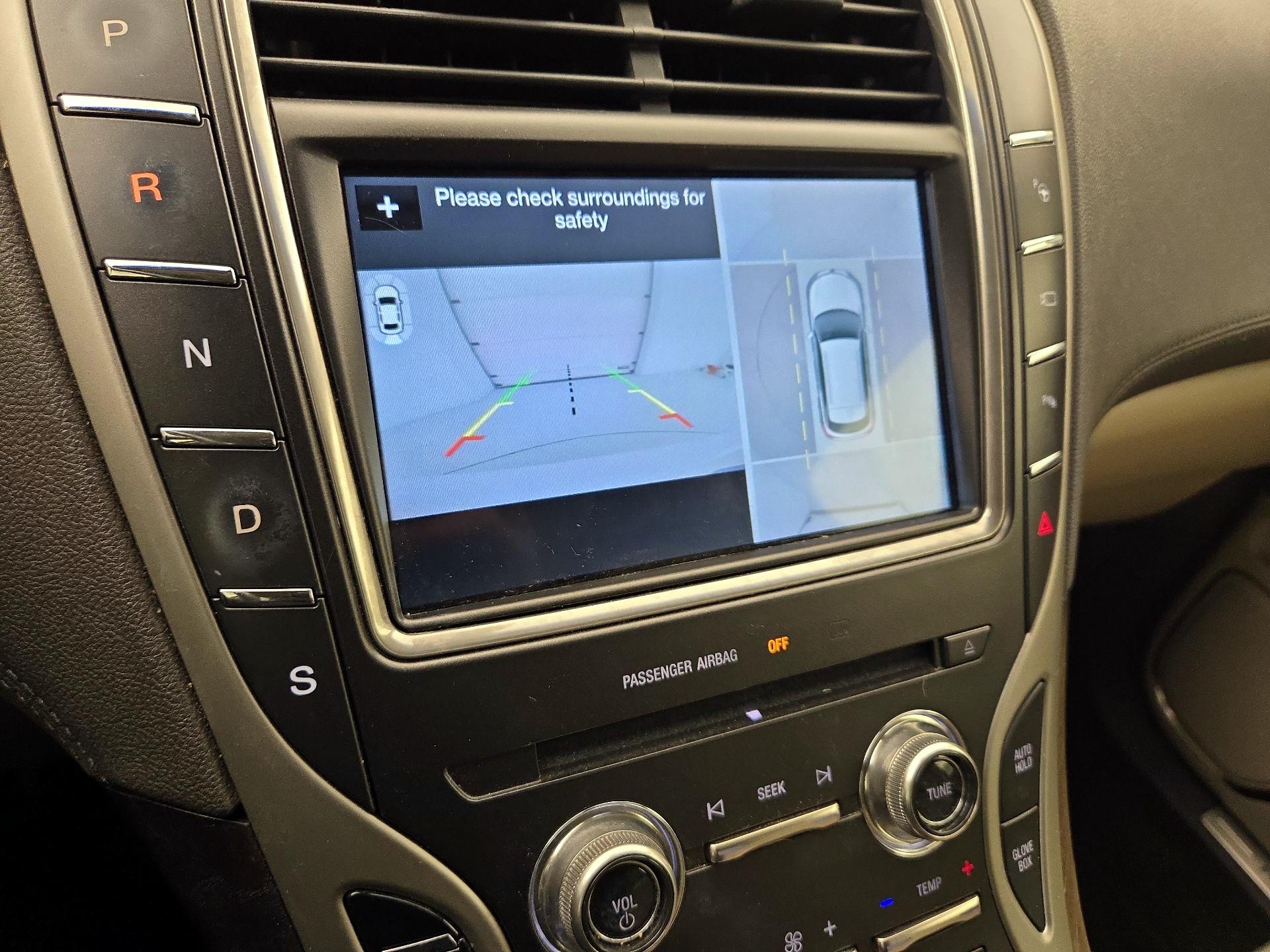Thumbnail: 2016 Lincoln MKX - 15