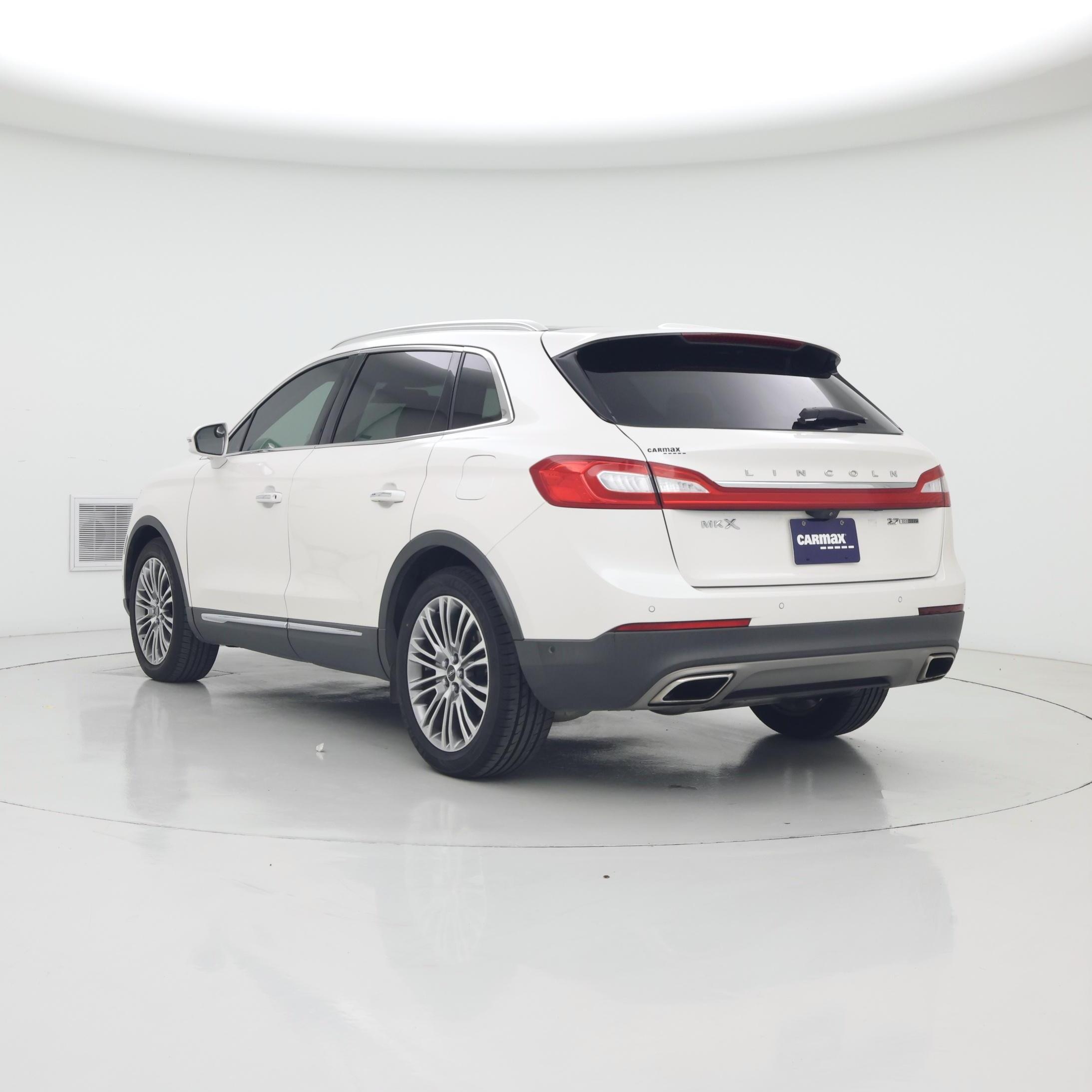 Thumbnail: 2016 Lincoln MKX - 2