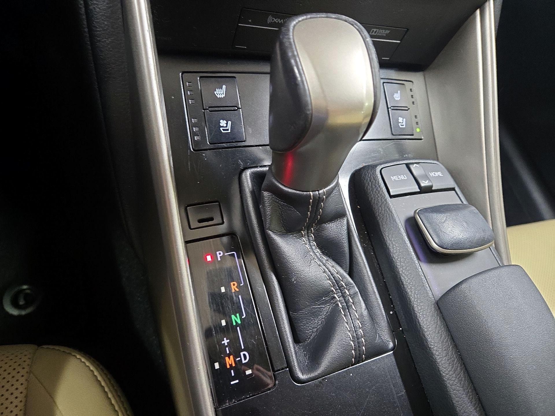 Thumbnail: 2014 Lexus IS - 17