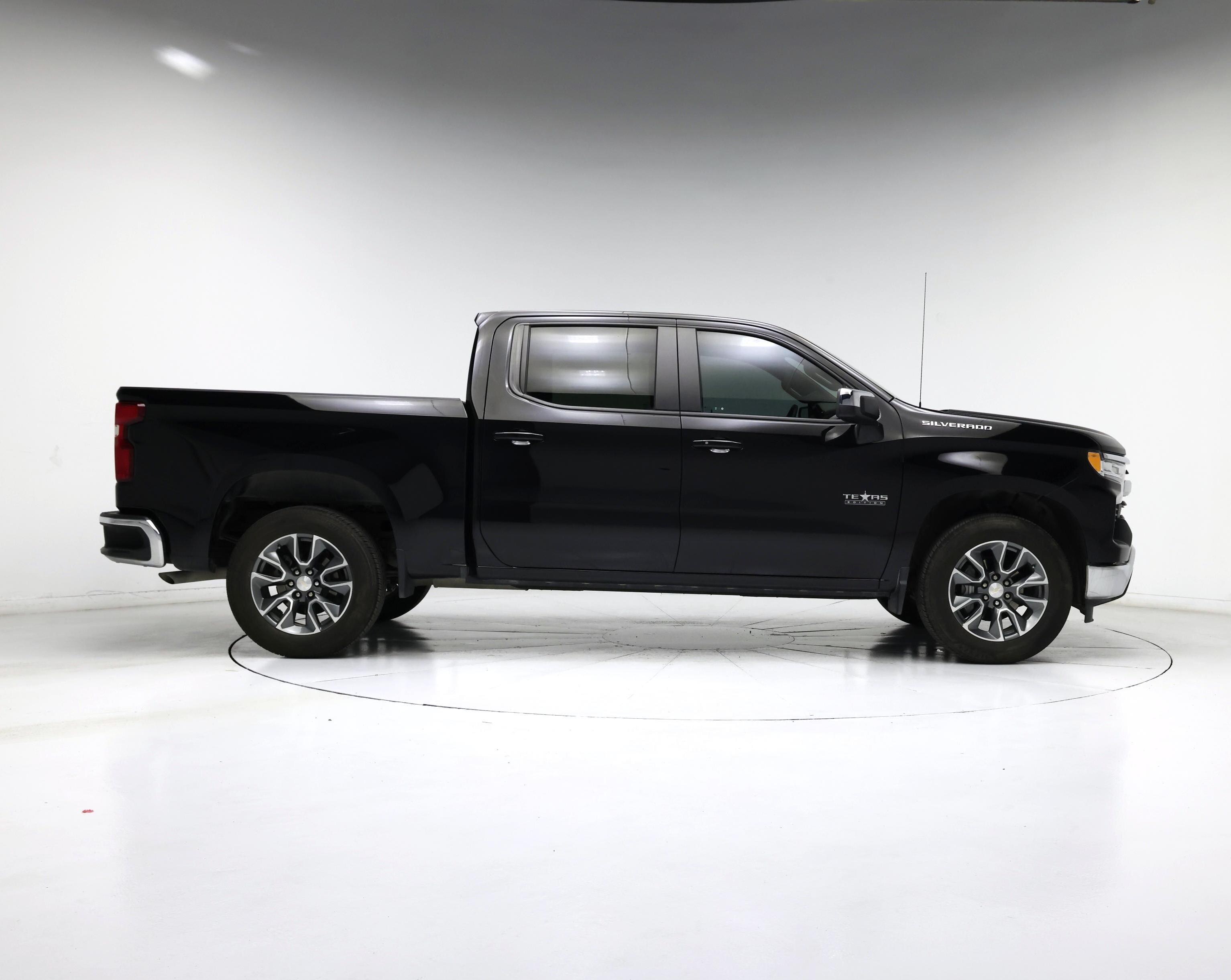 Thumbnail: 2023 Chevrolet Silverado 1500 - 7