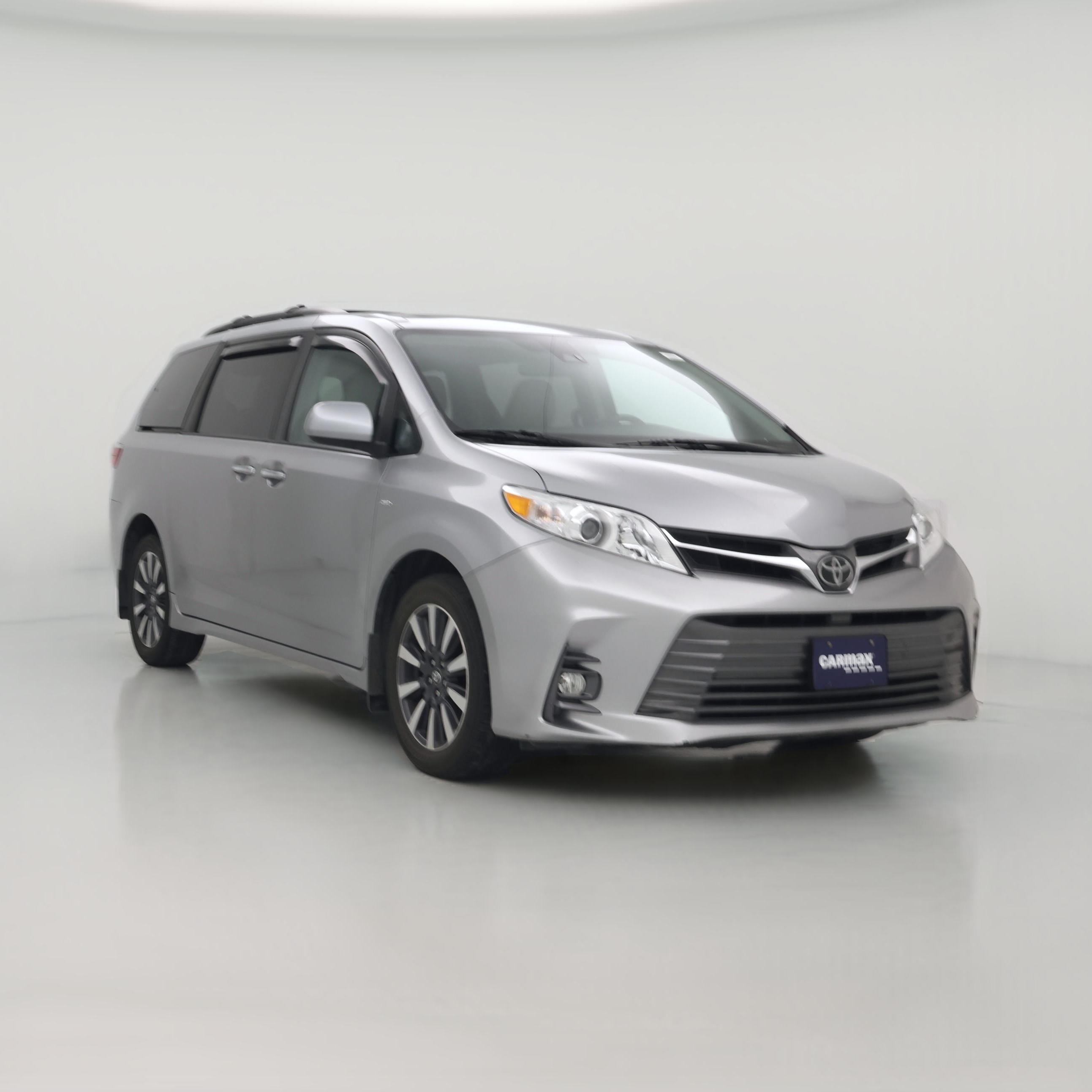 Thumbnail: 2018 Toyota Sienna - 1