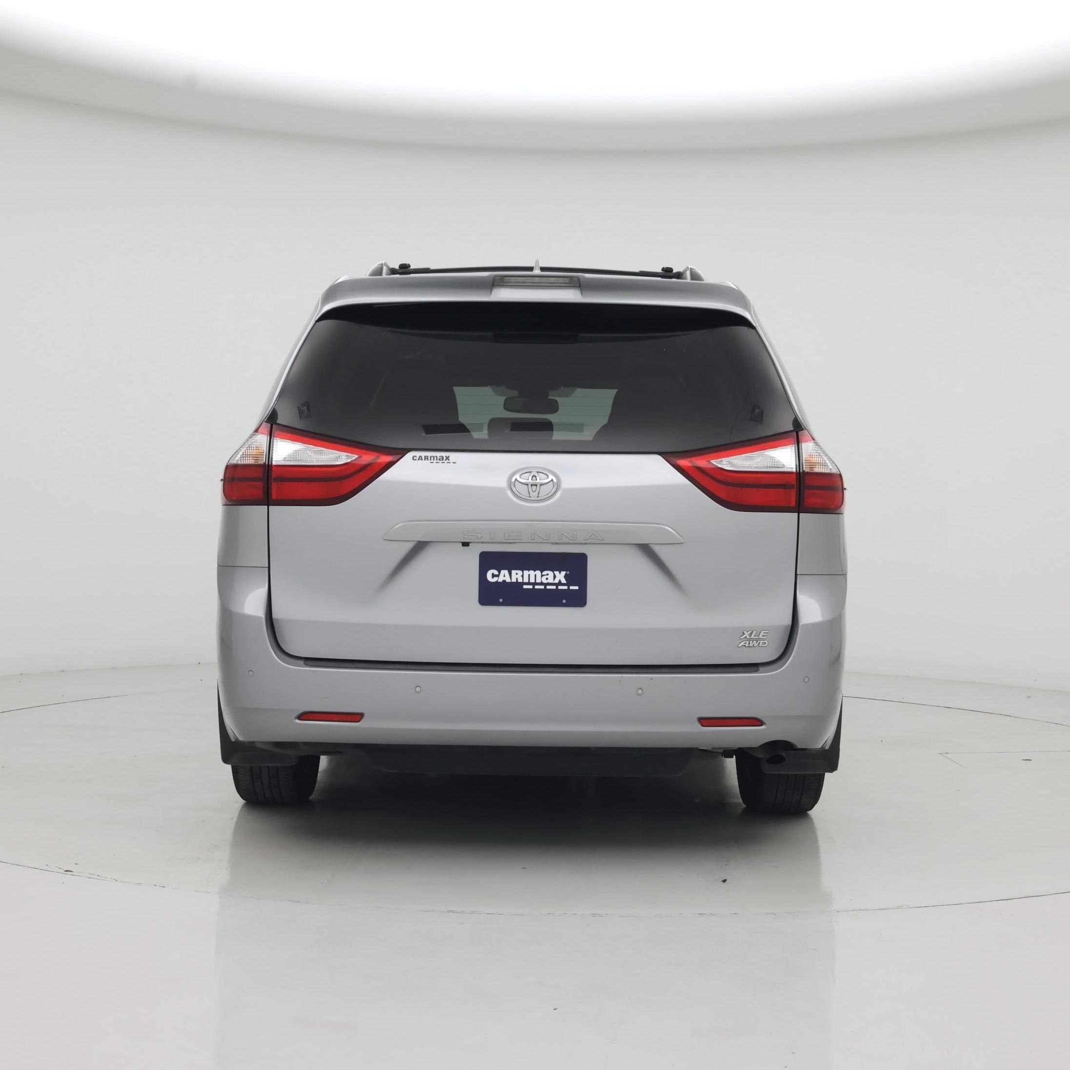 Thumbnail: 2018 Toyota Sienna - 6