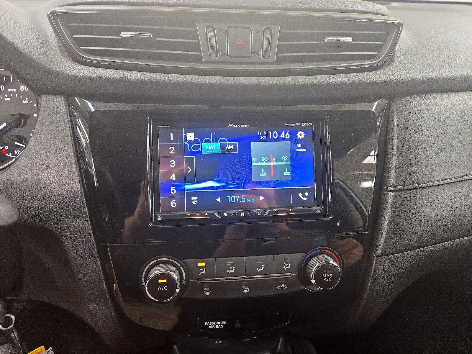 2017 Nissan Rogue S - Photo 16