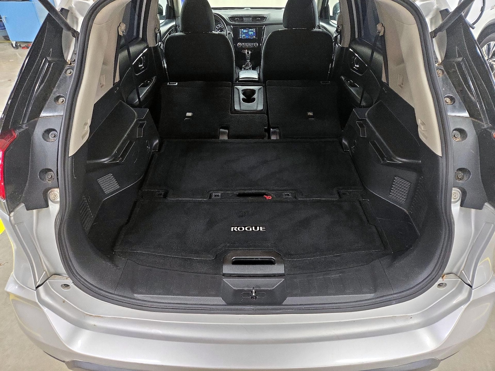2017 Nissan Rogue S - Photo 22