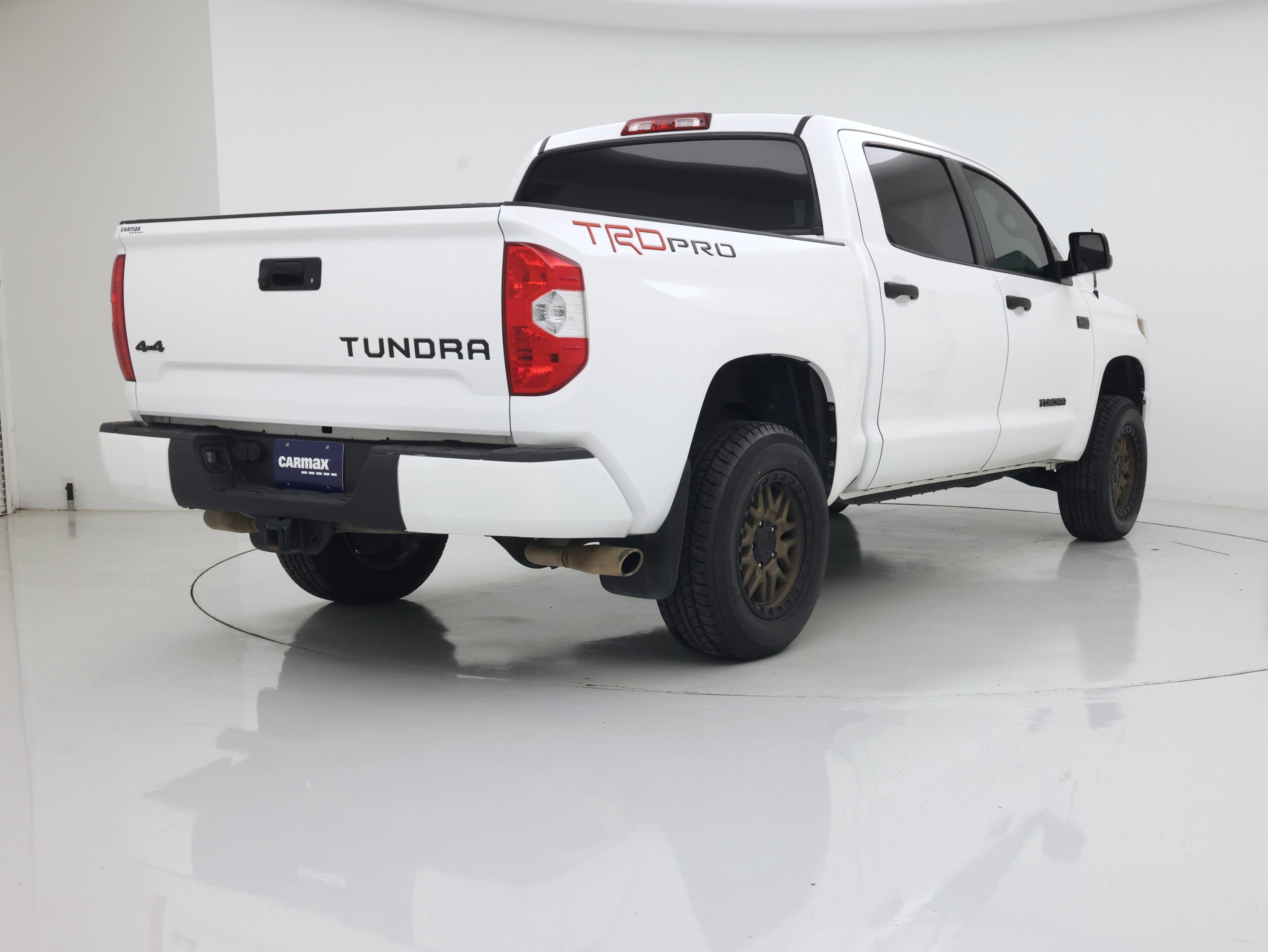 Thumbnail: 2019 Toyota Tundra - 8