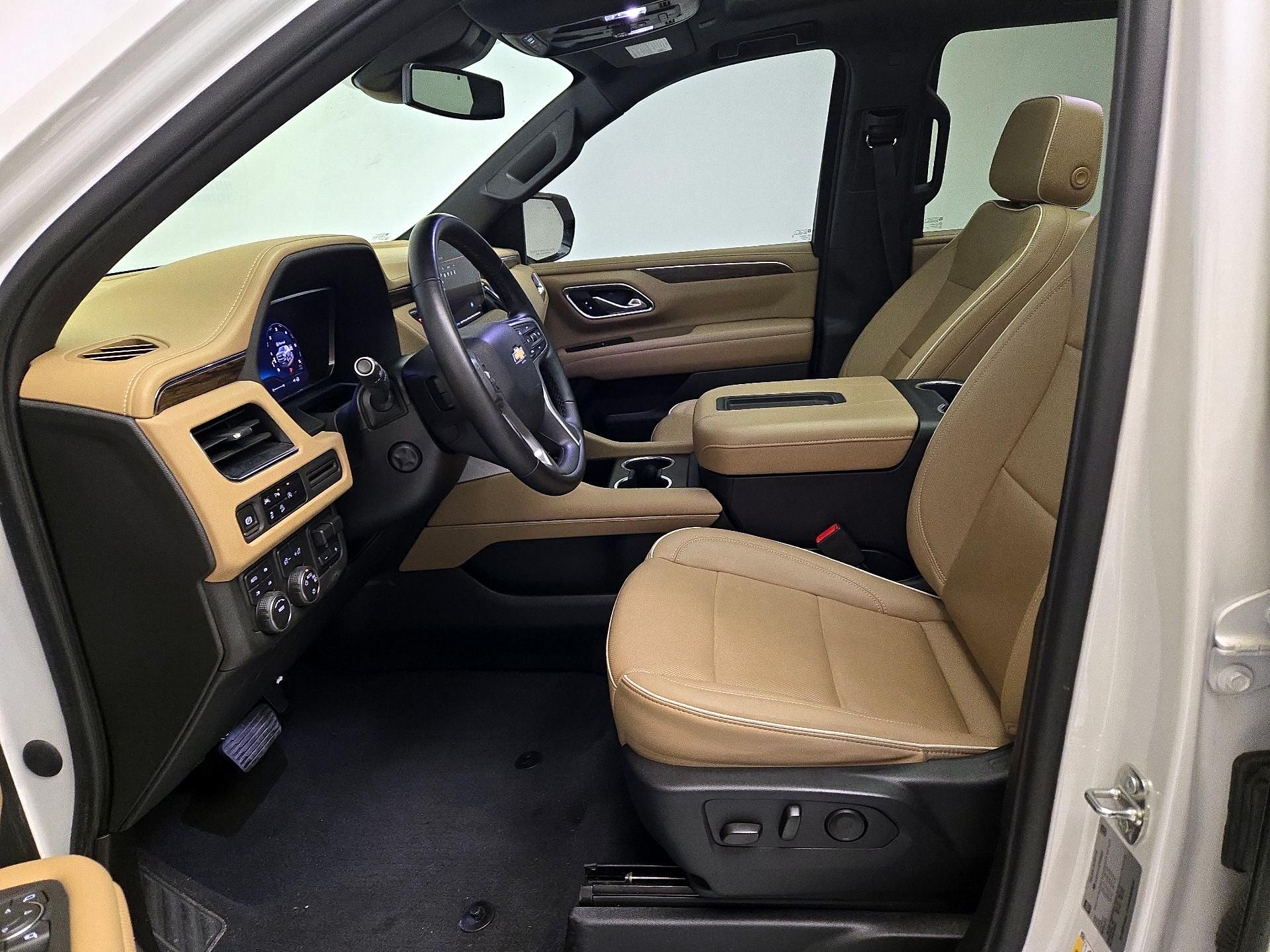 Thumbnail: 2023 Chevrolet Suburban - 11