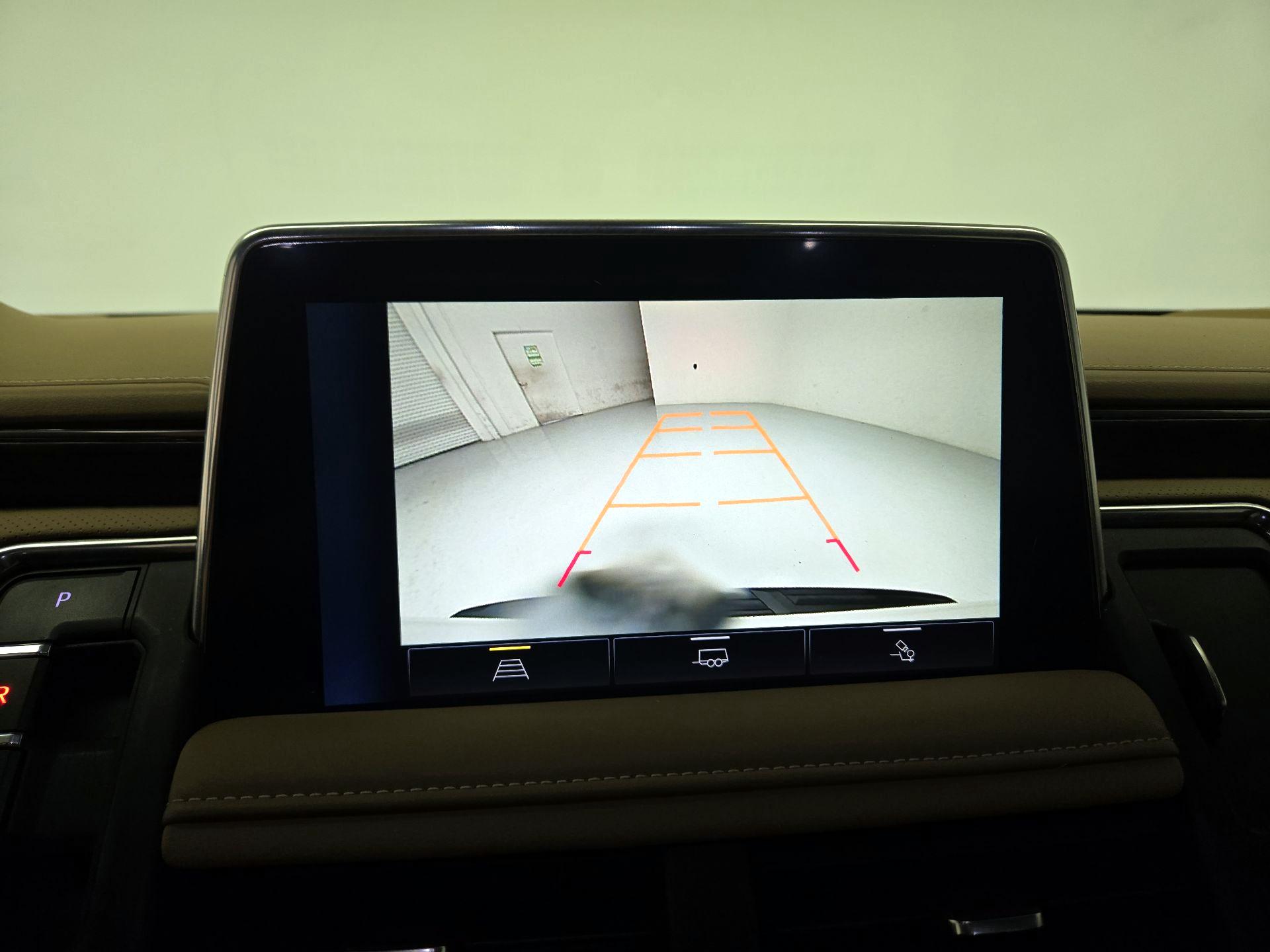 Thumbnail: 2023 Chevrolet Suburban - 15