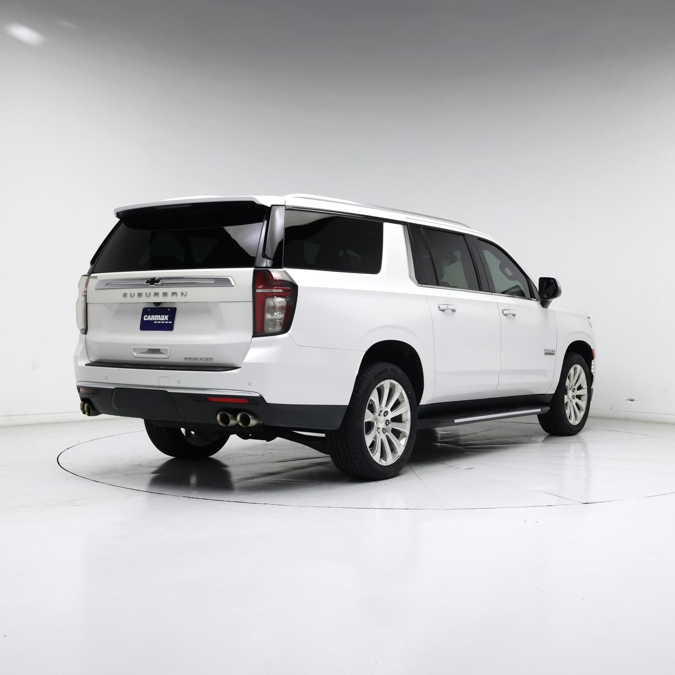 Thumbnail: 2023 Chevrolet Suburban - 8