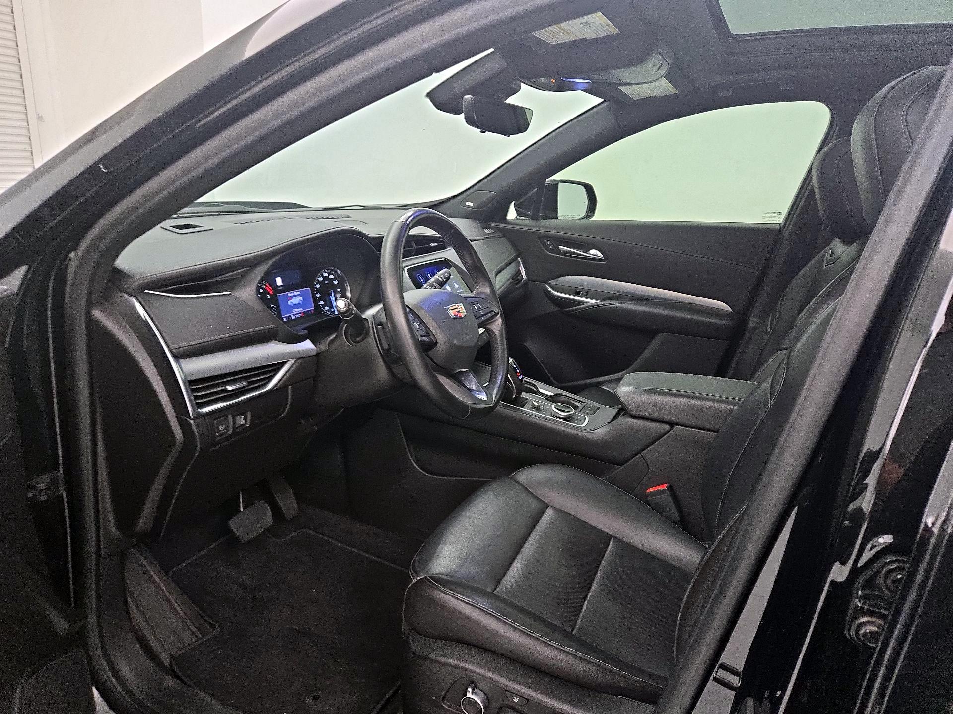 Thumbnail: 2019 Cadillac XT4 - 11