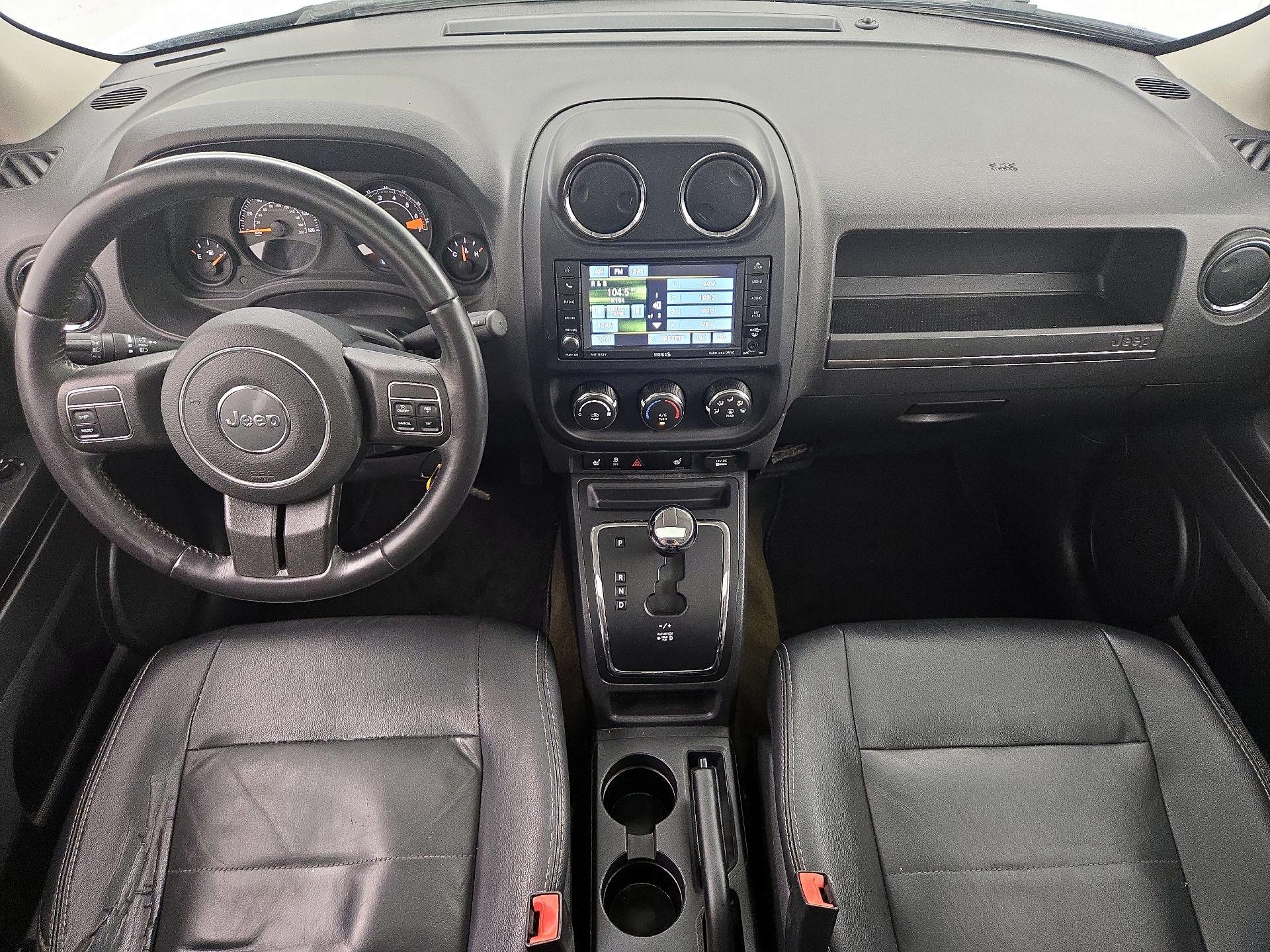 Thumbnail: 2016 Jeep Patriot - 9